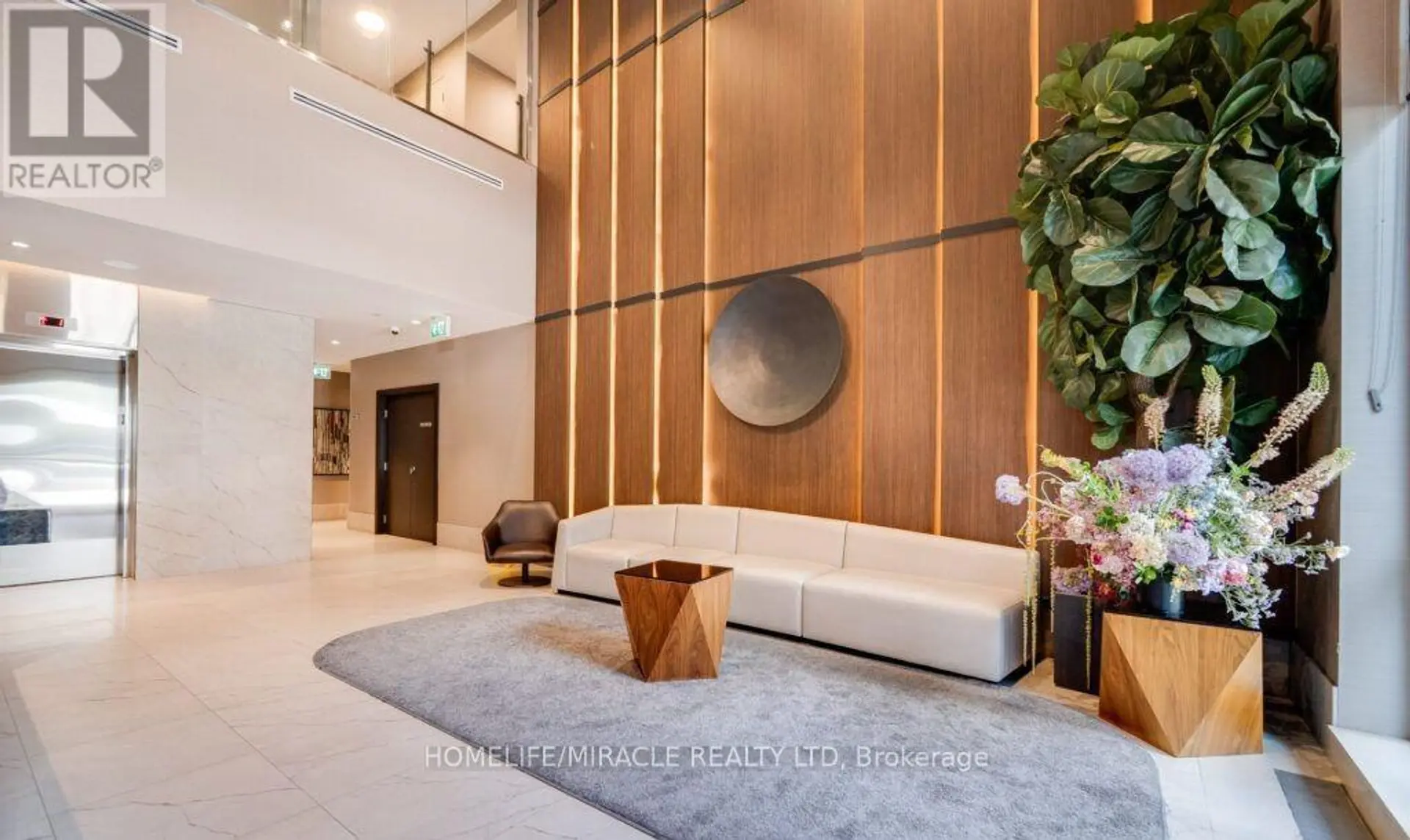#320 8 NAHANI WAY - Image 3