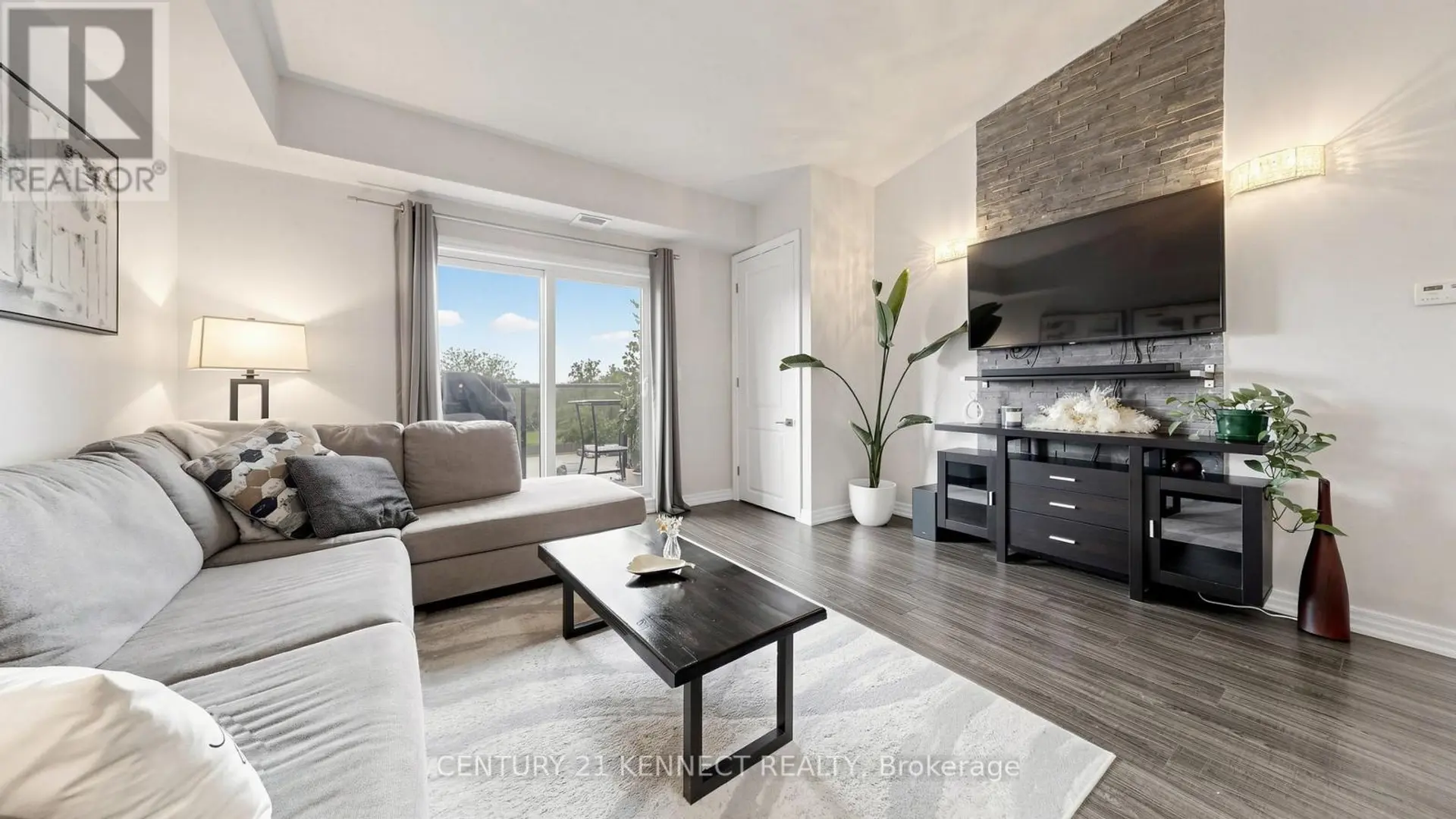 #314 170 ROCKHAVEN LANE - Image 5