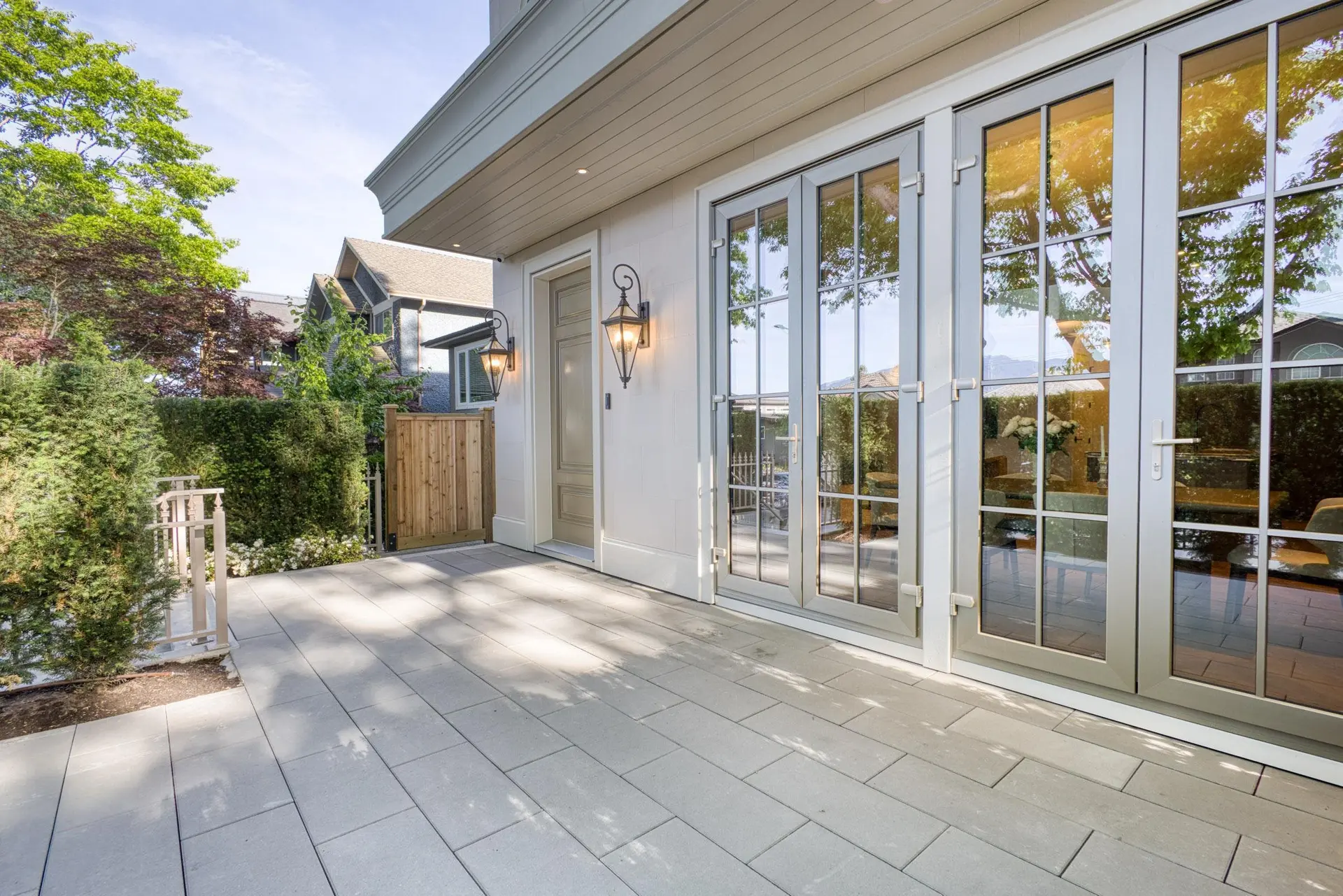 #1 4136 Cambridge Street - Image 17