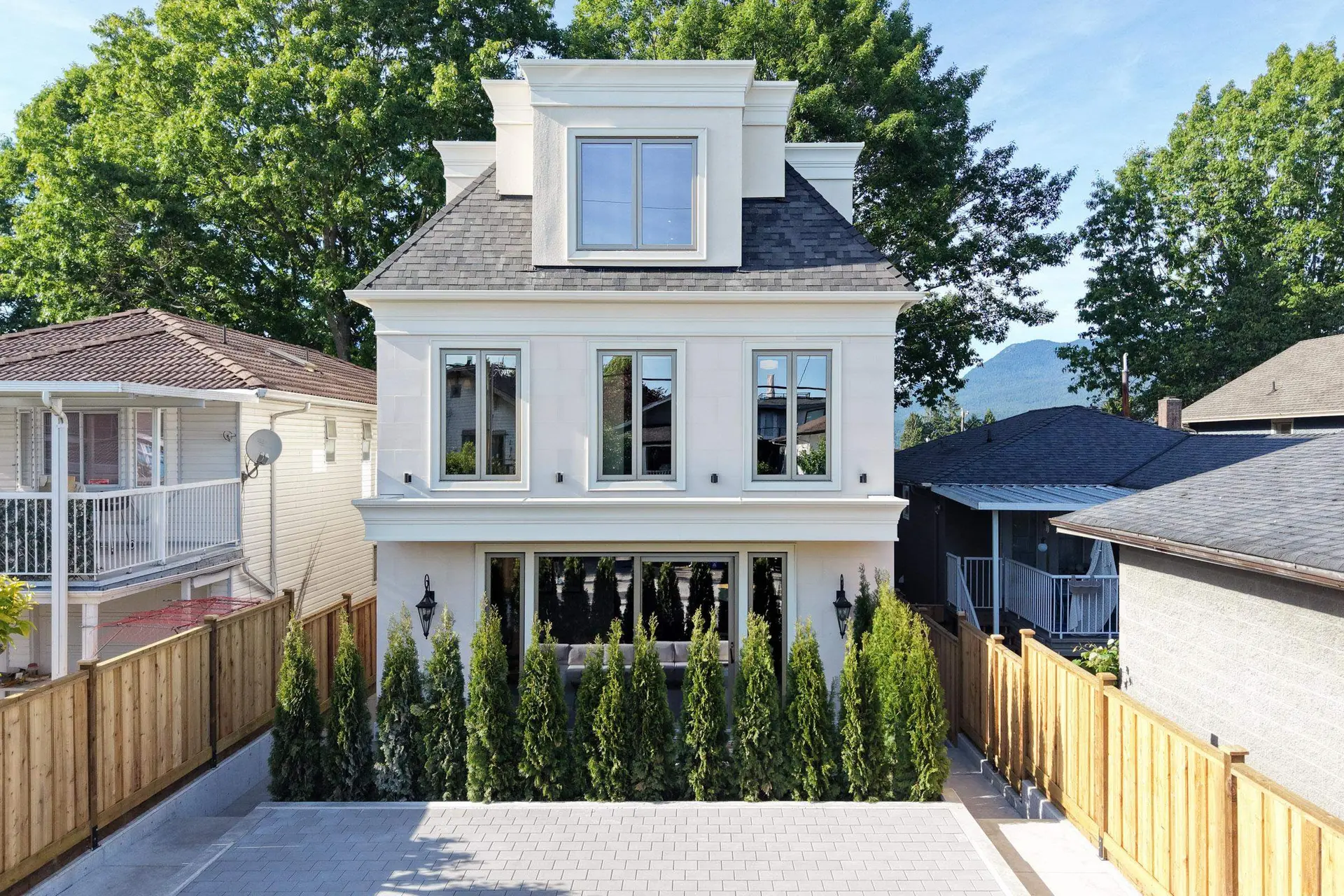 #1 4136 Cambridge Street - Image 19