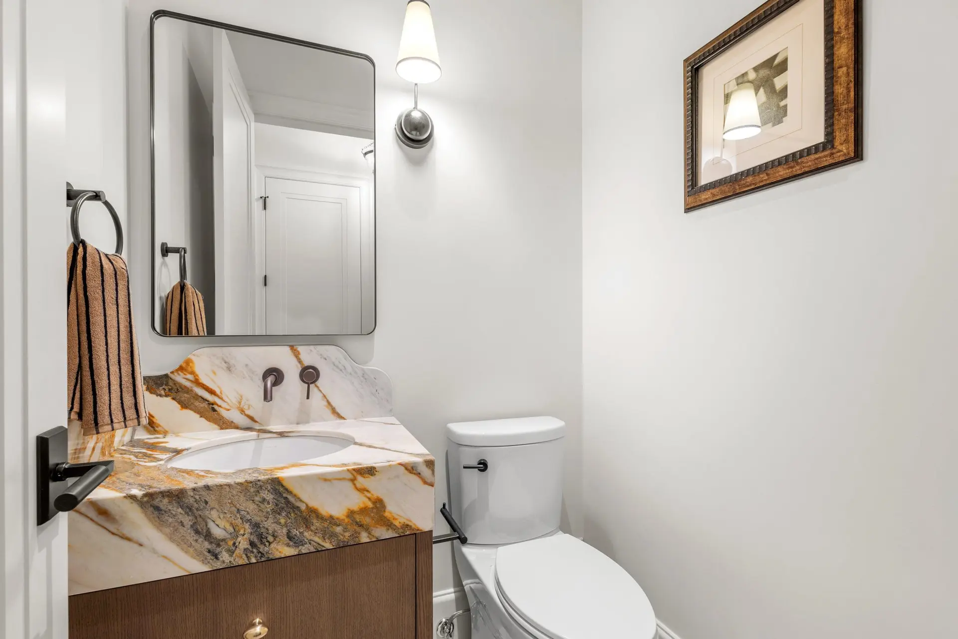 #1 4136 Cambridge Street - Image 8
