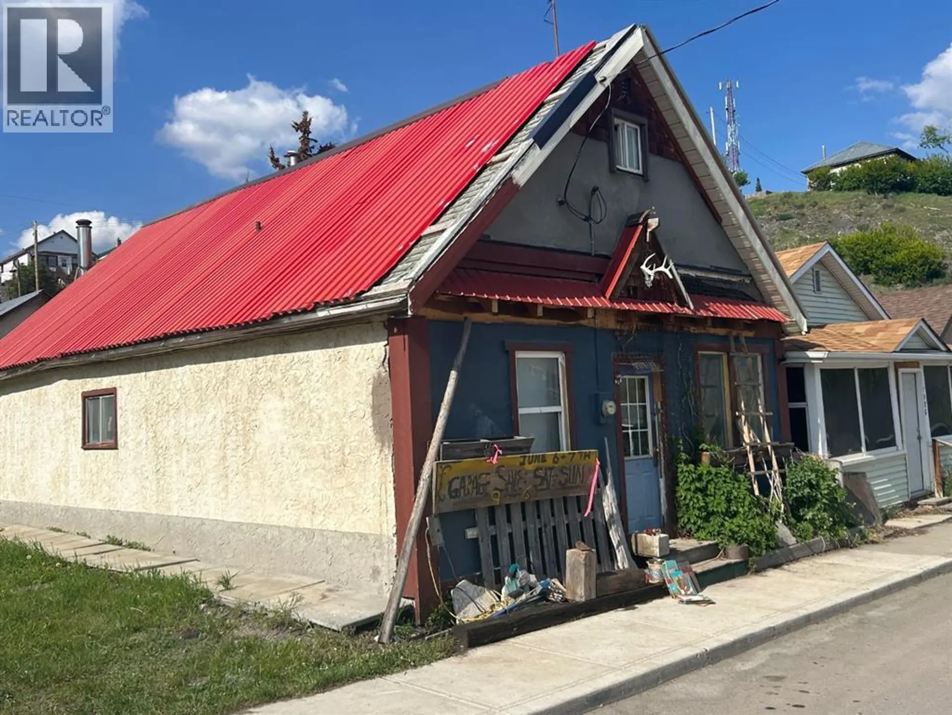 7917 17 Avenue - Image 3