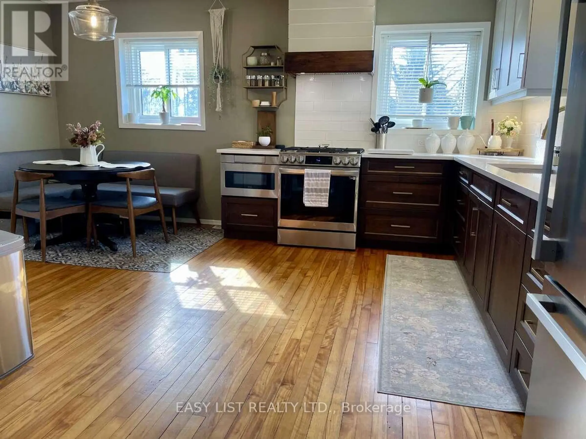 28 PEEL STREET W - Image 12