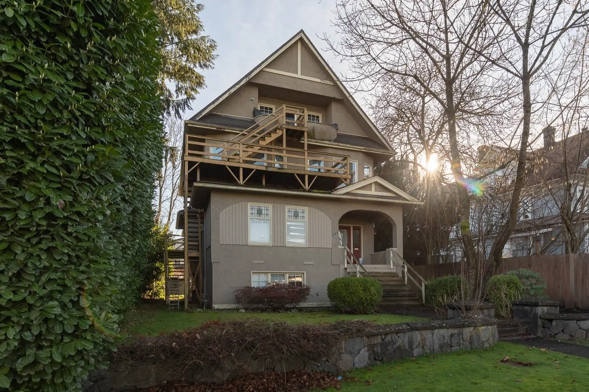 Property at 236 W 12th Avenue, Vancouver, BC