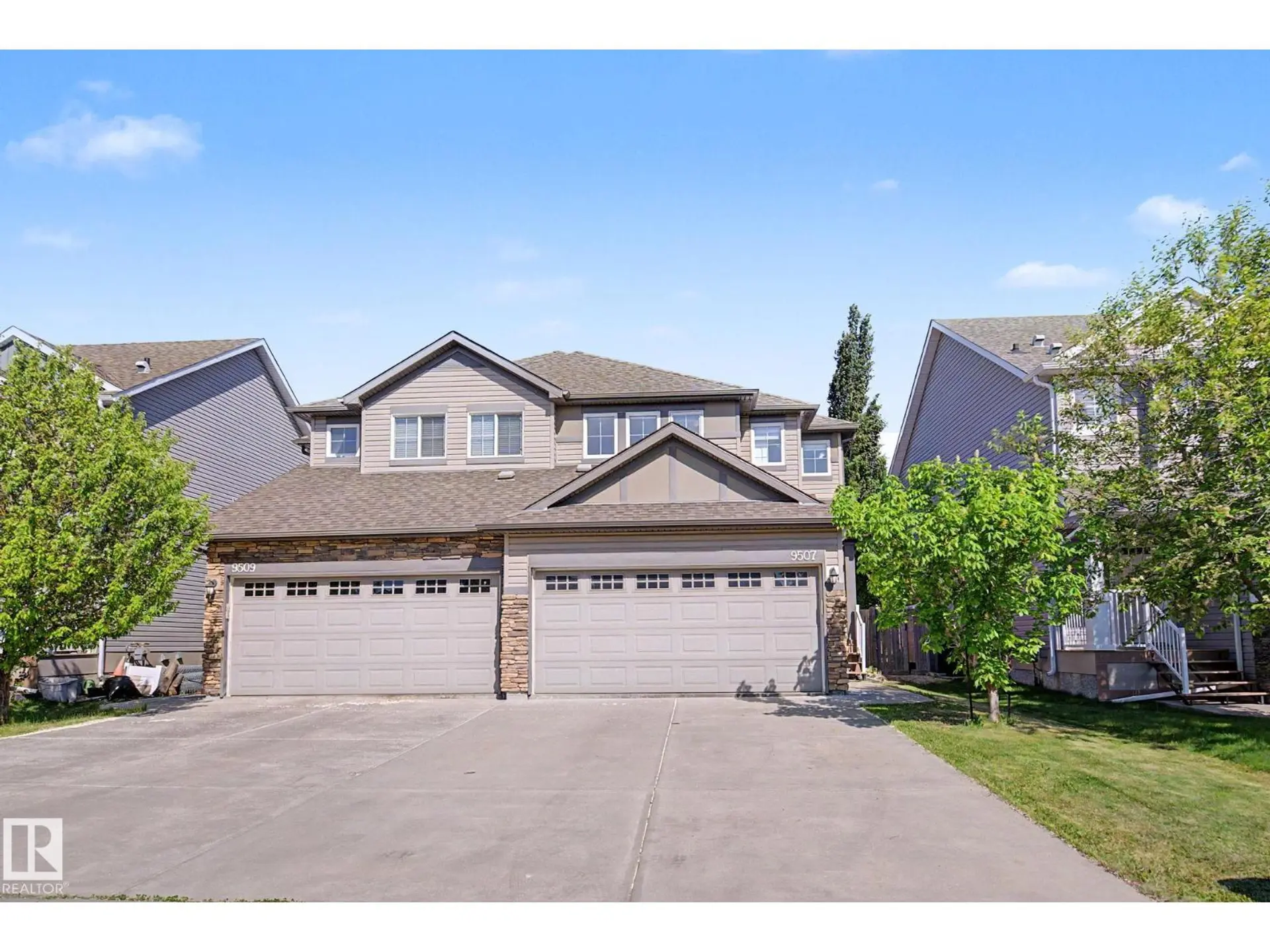 Property at 9507 SIMPSON CT NW, Edmonton, AB