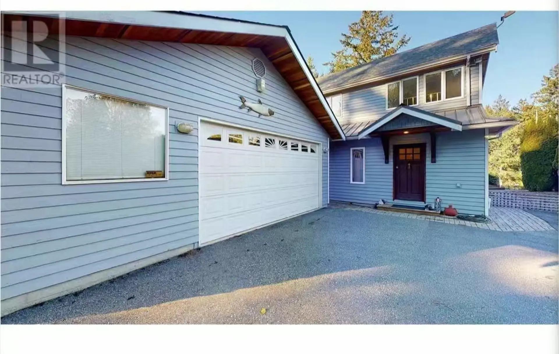 Property at 5393 Sans Souci Road, Halfmoon Bay, BC