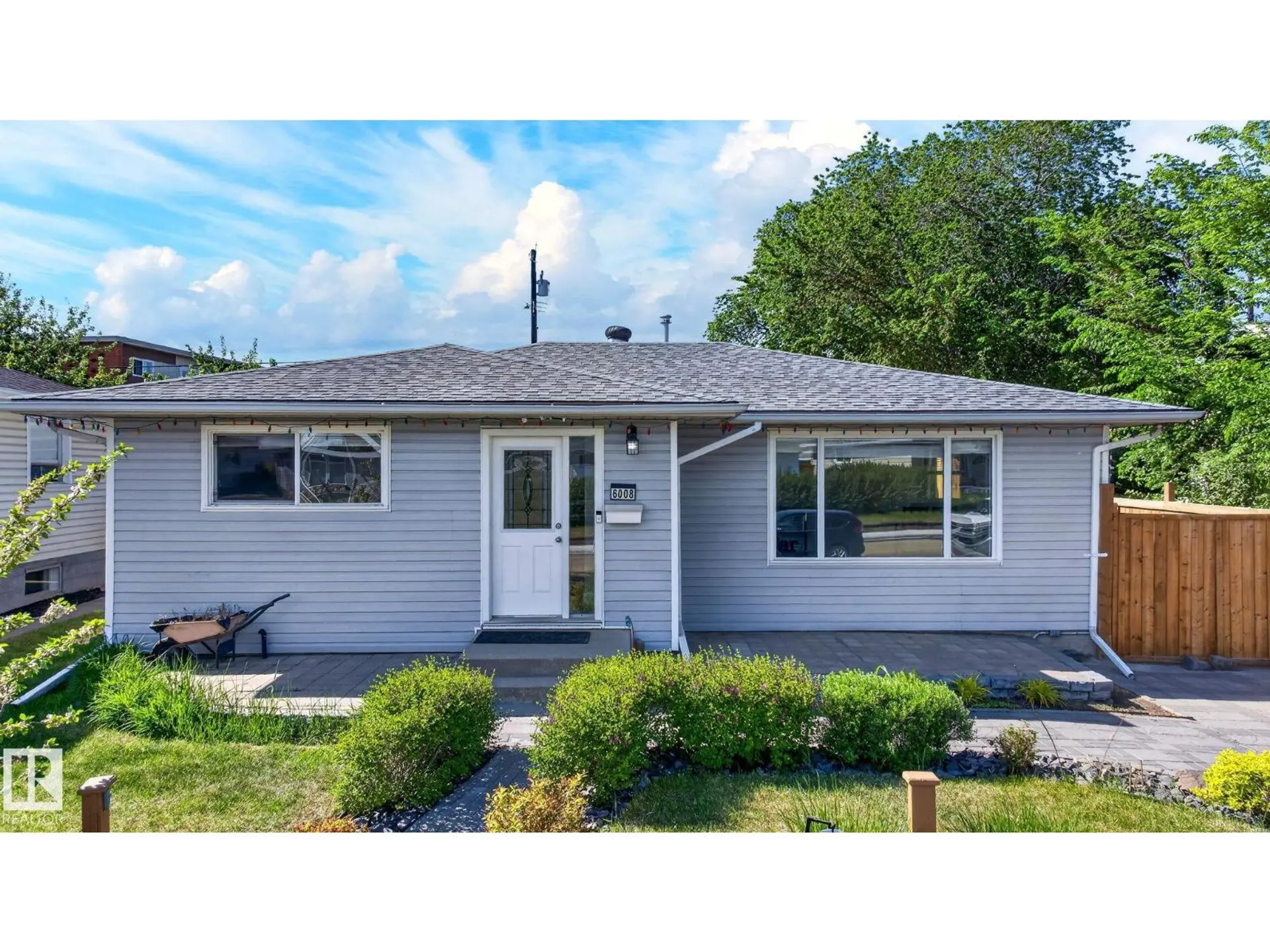 Property at 6008 97A AV NW, Edmonton, AB