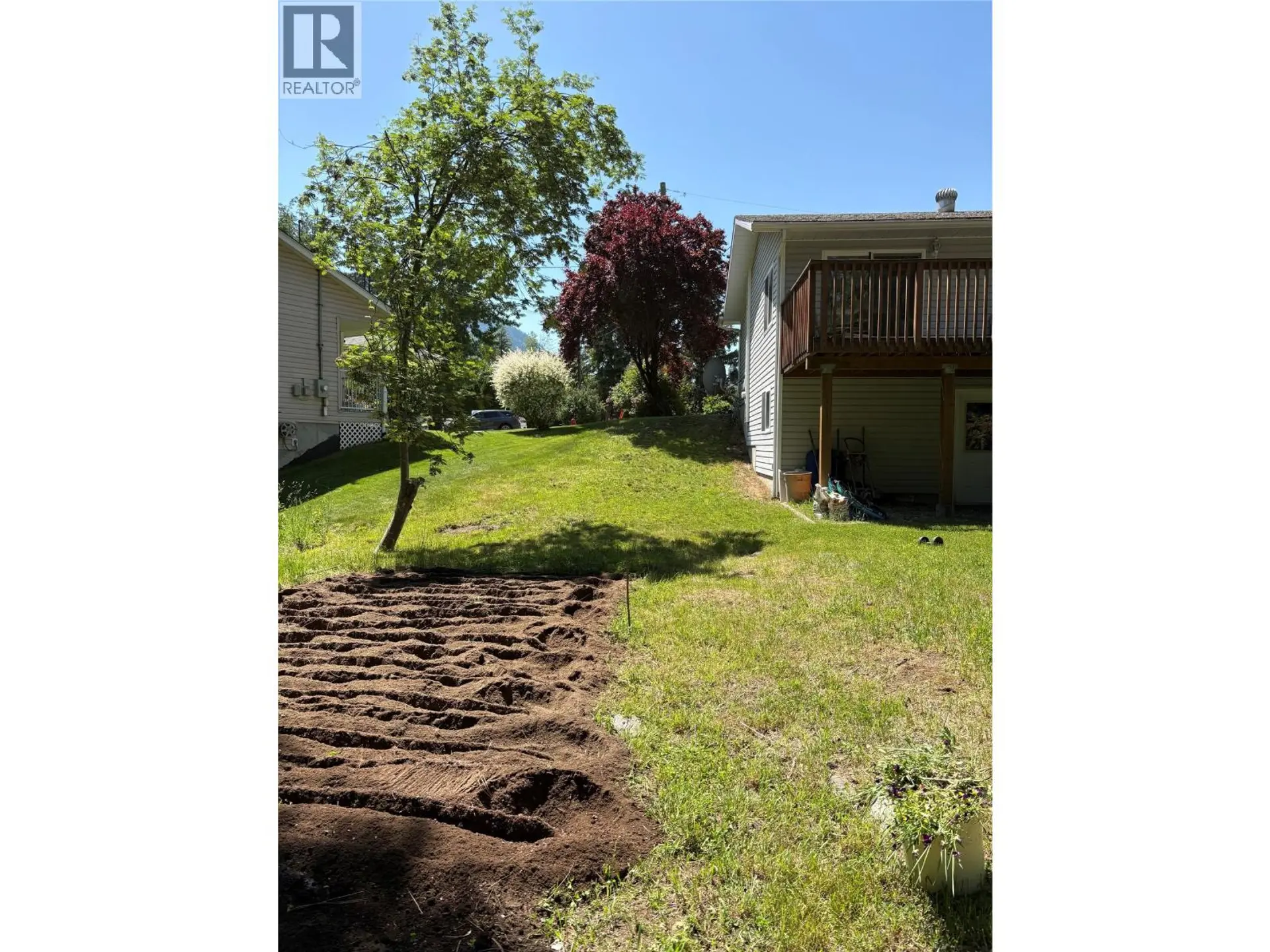 Property at 945 Pine Crescent, Genelle, BC