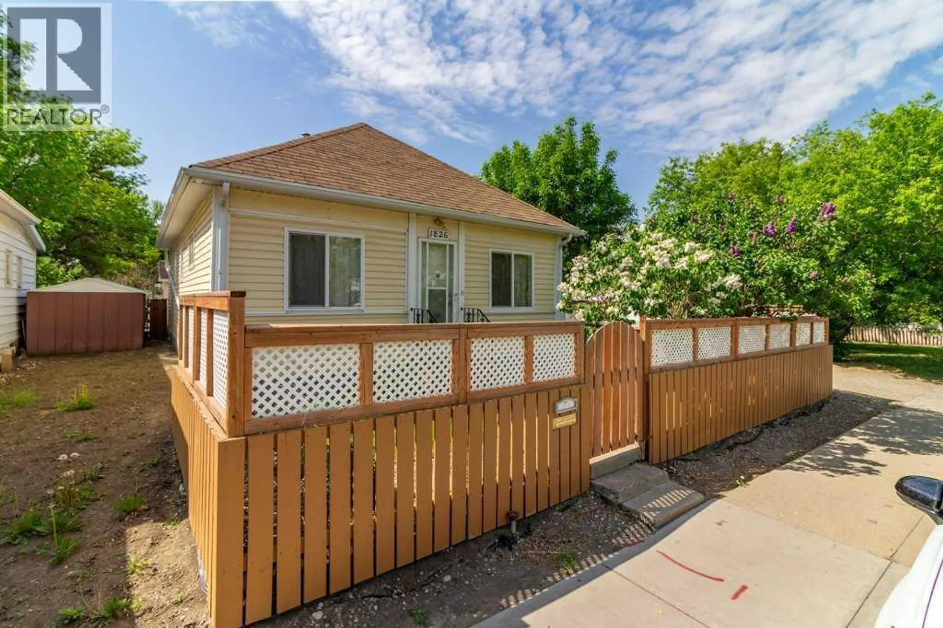 Property at 1826 5 Avenue N, Lethbridge, AB
