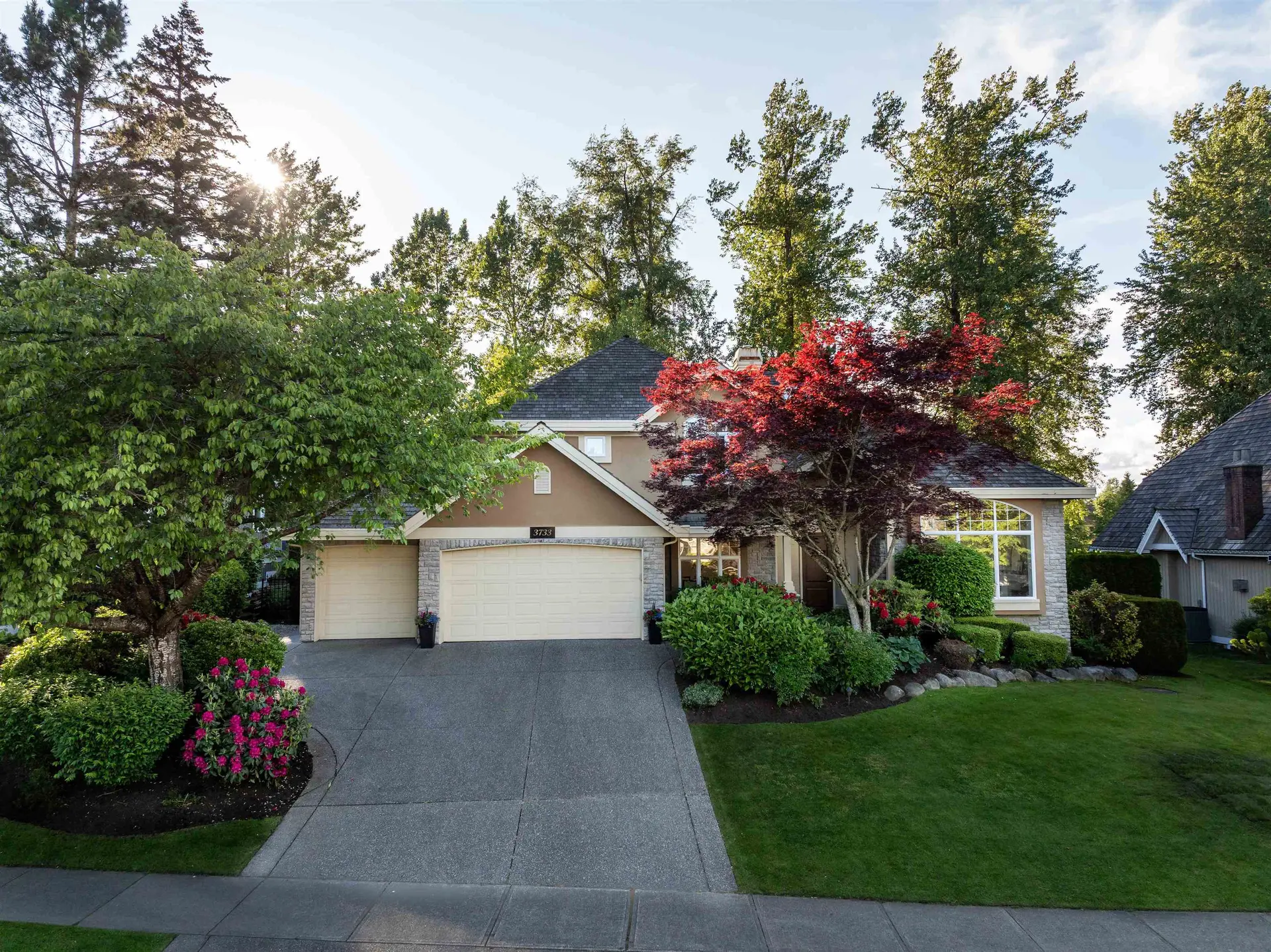 Property at 3733 Devonshire Drive, Surrey, BC