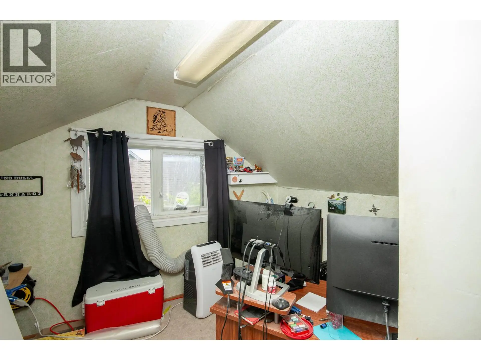 1209 104 Avenue - Image 10