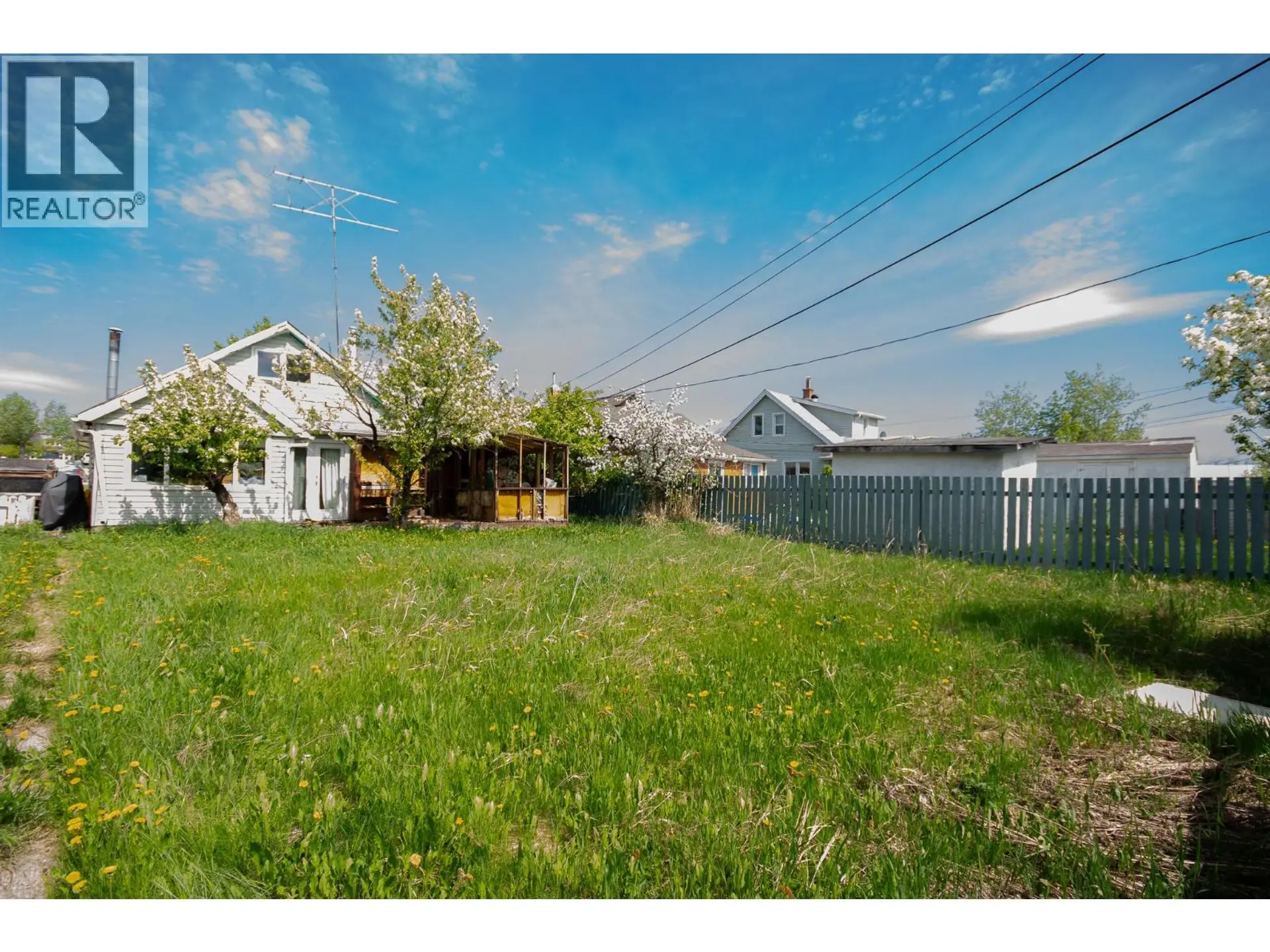 1209 104 Avenue - Image 12