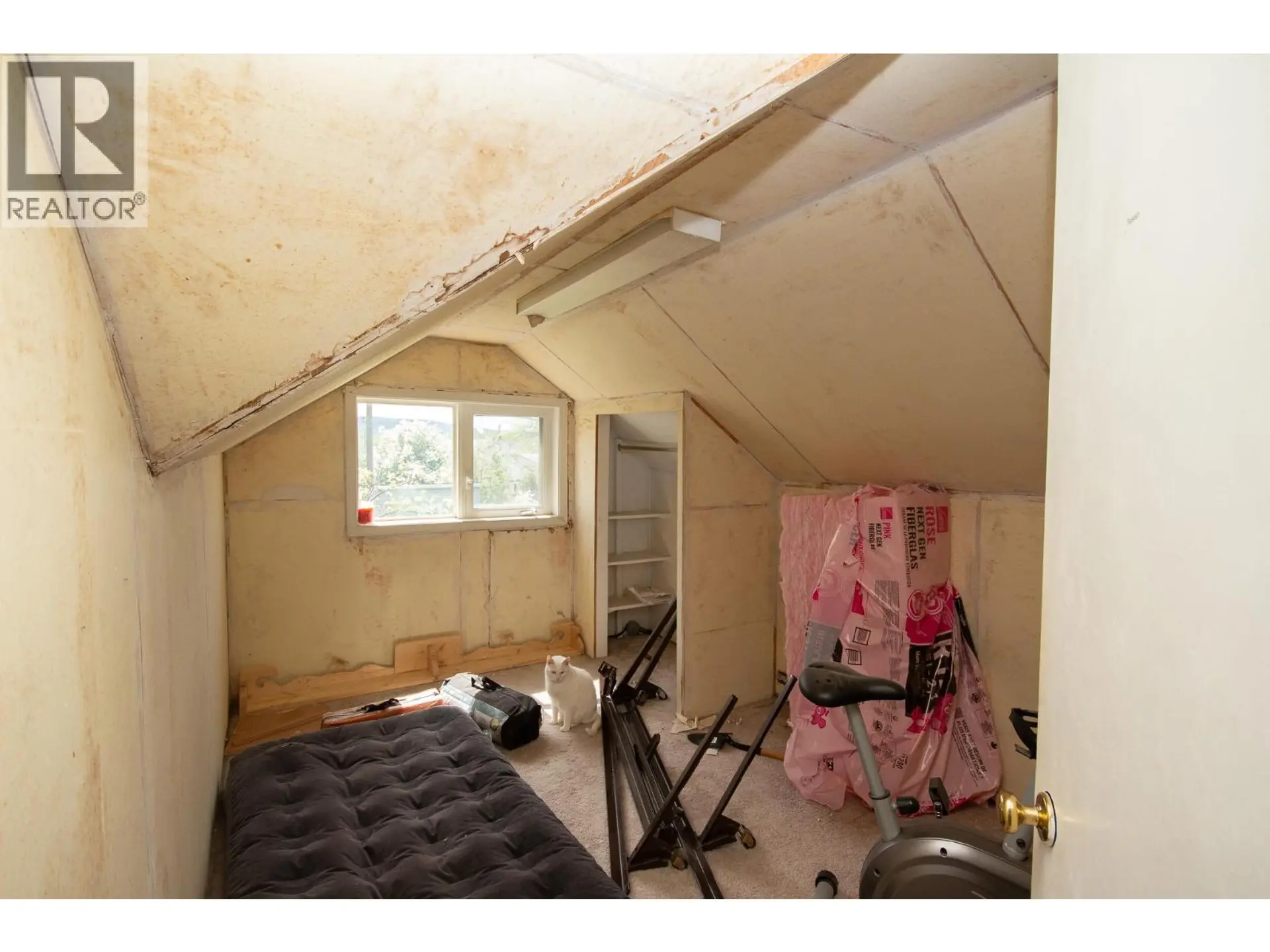 1209 104 Avenue - Image 11