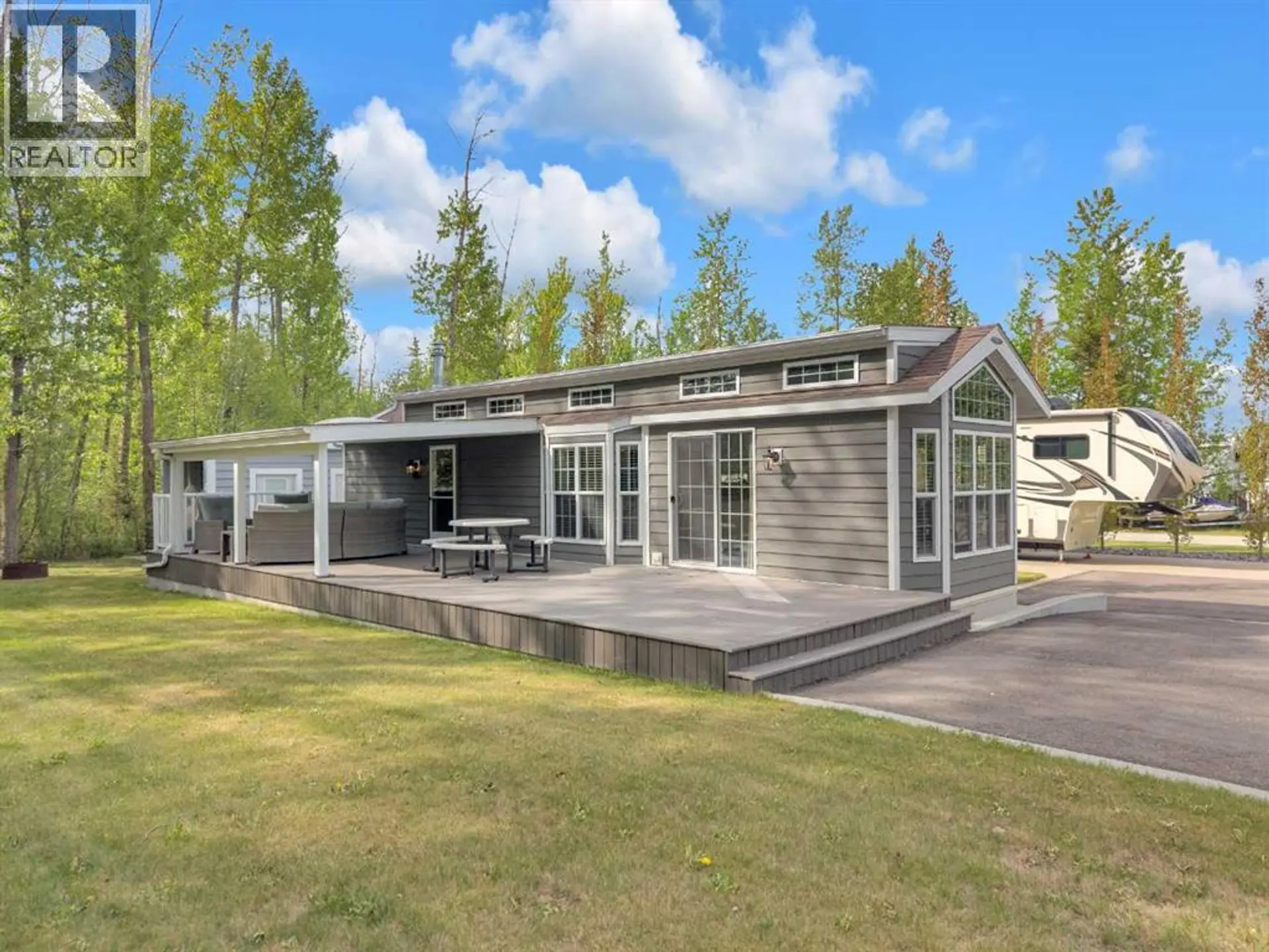 Property at 28, 41310 Range Road 282, Rural Lacombe County, AB