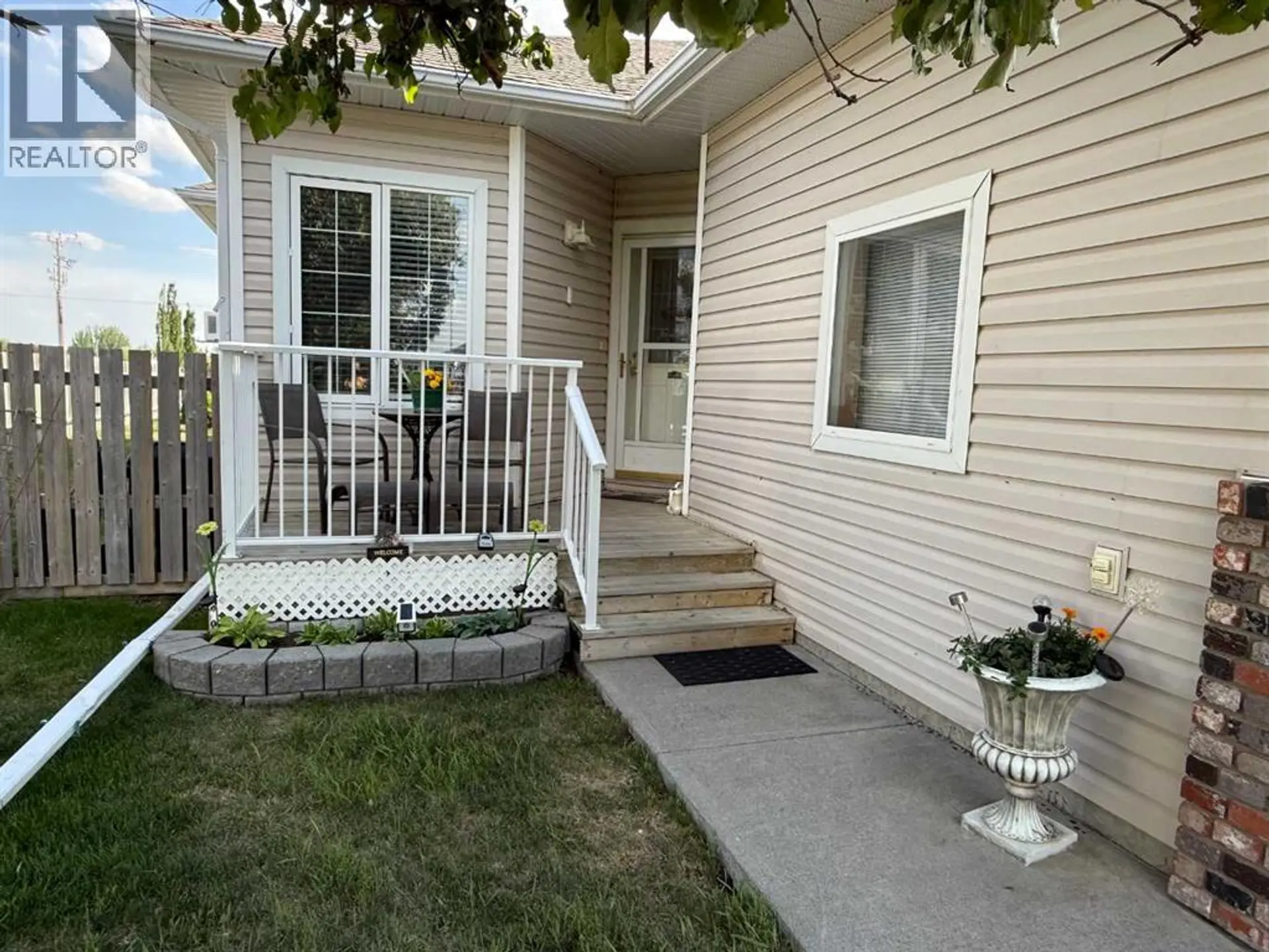 23 Skyline Crescent Crescent W - Image 2