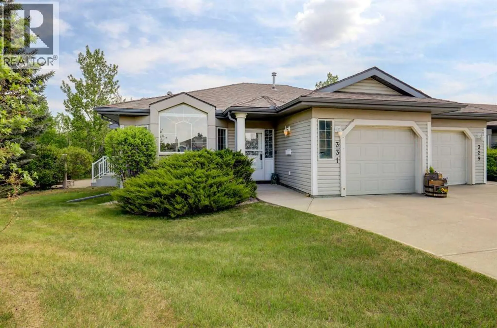 Property at 331 Triune Bay, Rural Rocky View County, AB