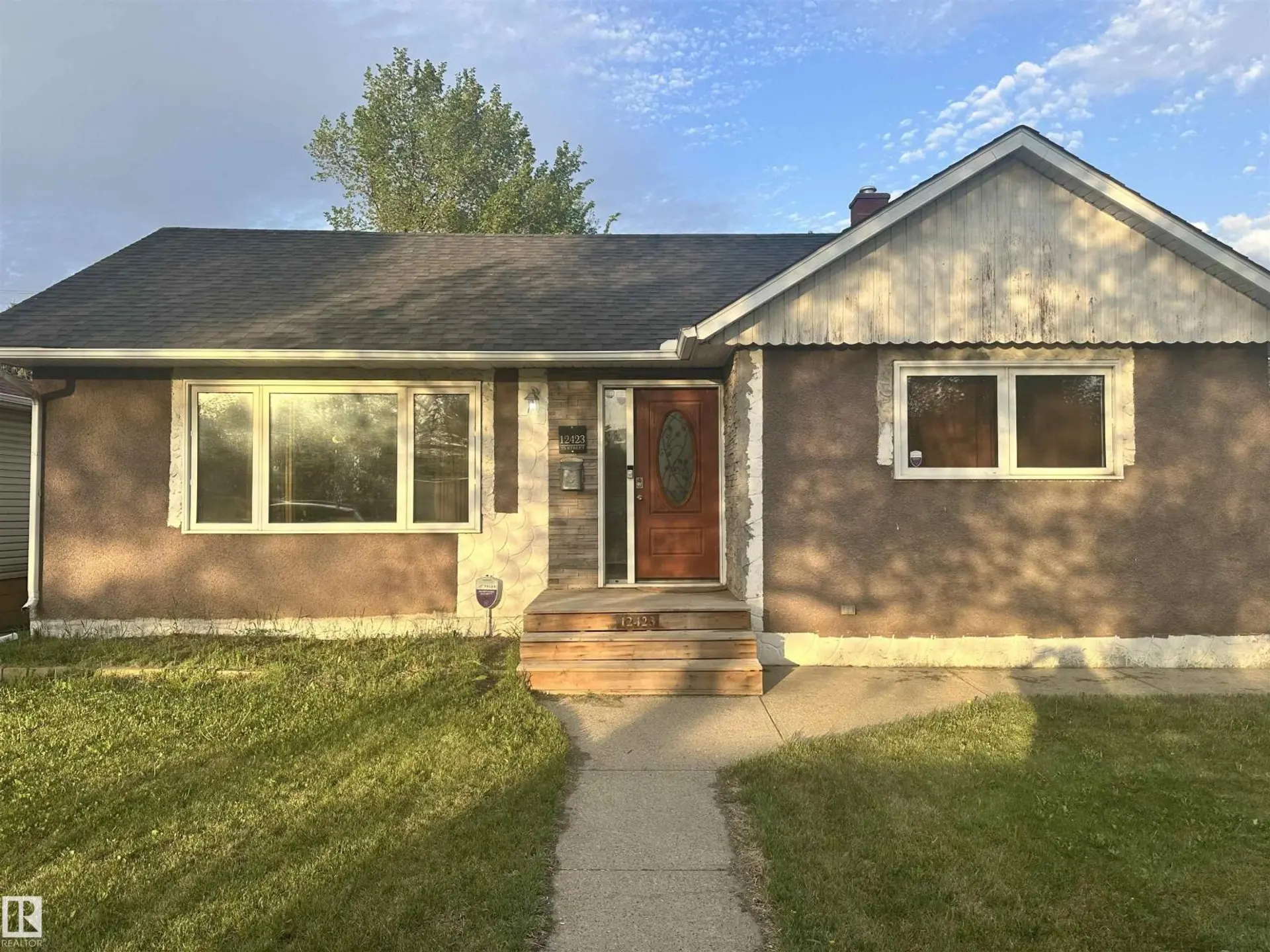 12423 75 ST NW - Image 1