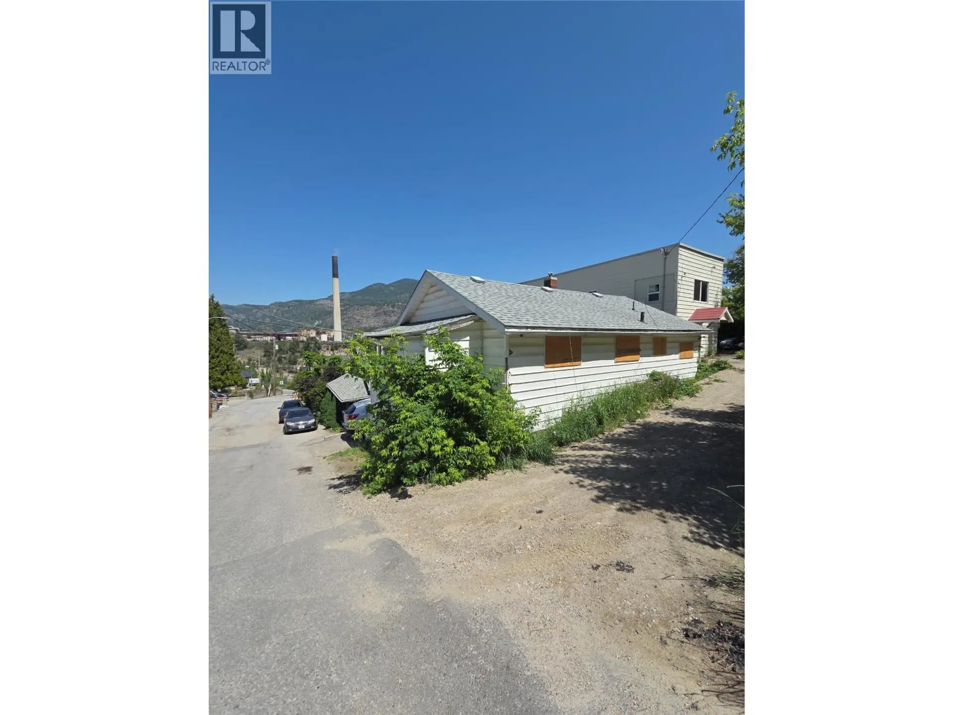 304 McAnally Street - Image 3