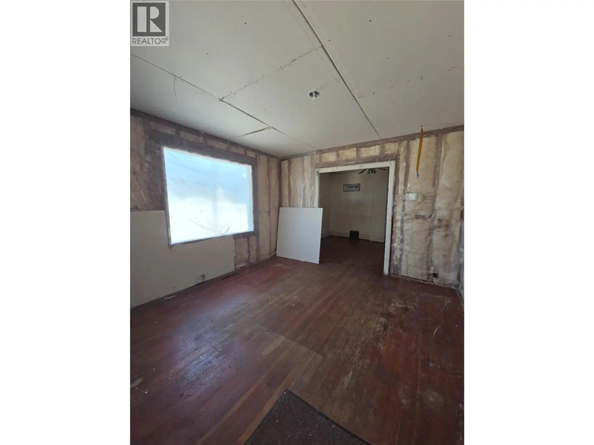 304 McAnally Street - Image 8