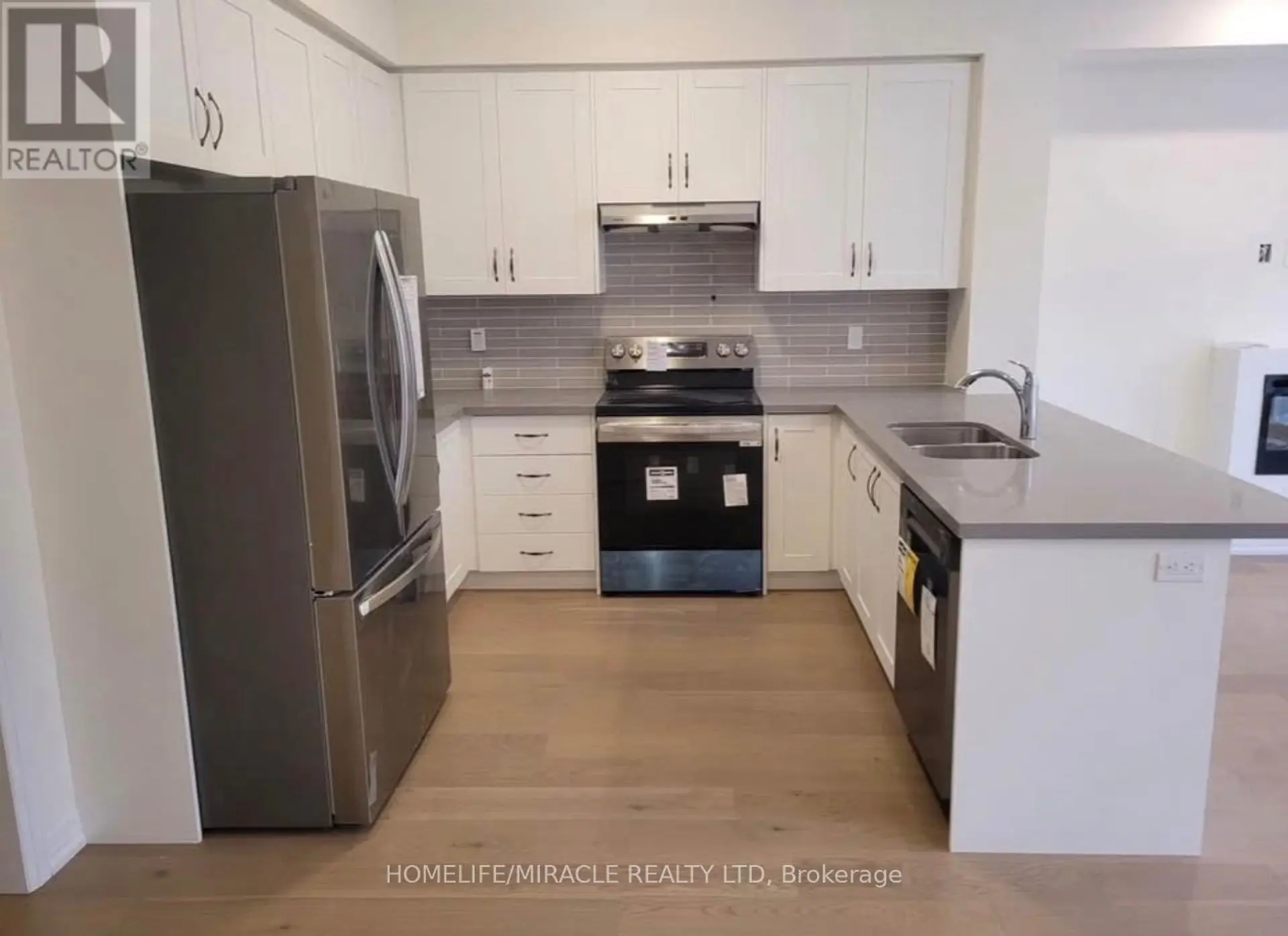 35 RUMI COURT - Image 11