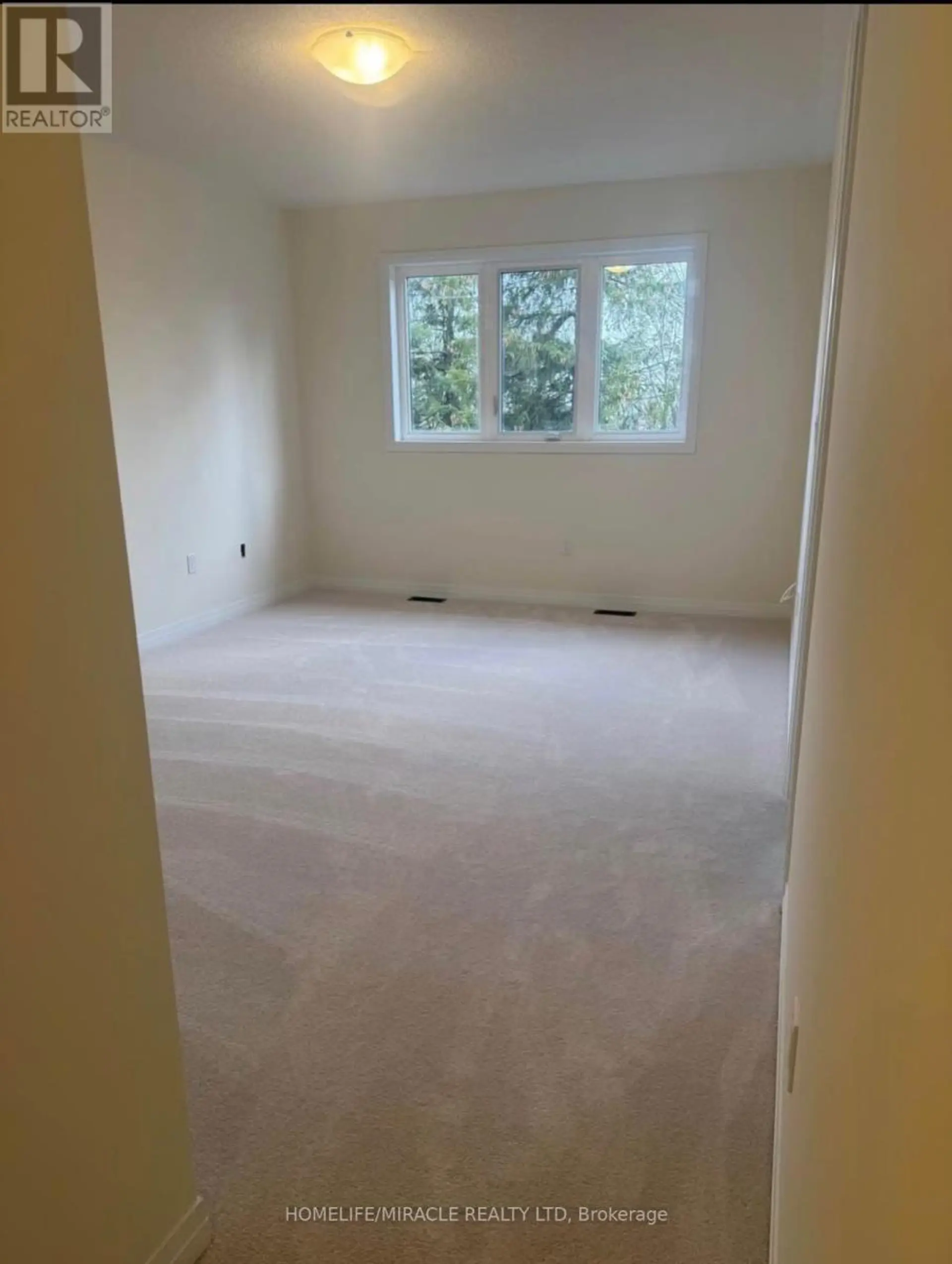 35 RUMI COURT - Image 8