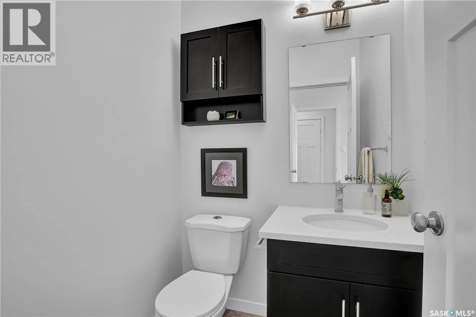 #106 545 Hassard CLOSE - Image 14