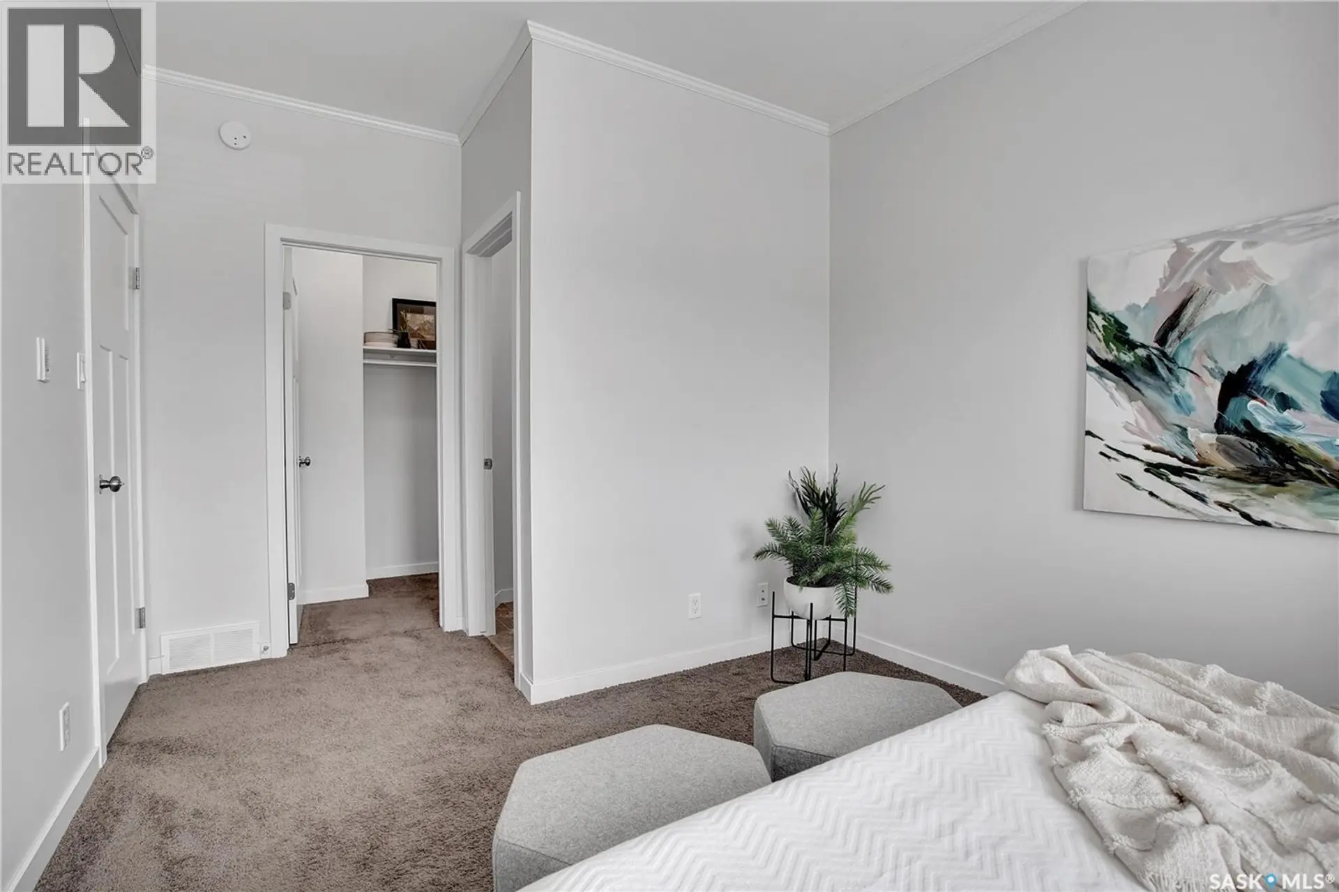#106 545 Hassard CLOSE - Image 15