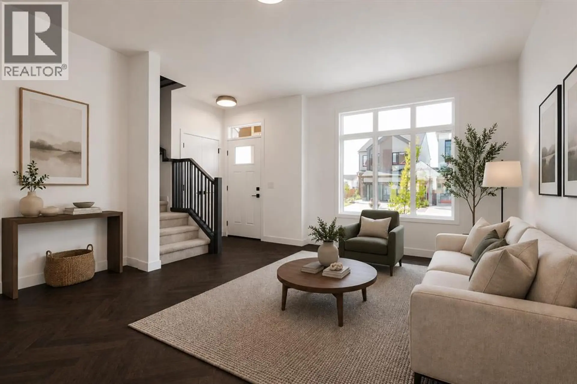 450 River Avenue - Image 2