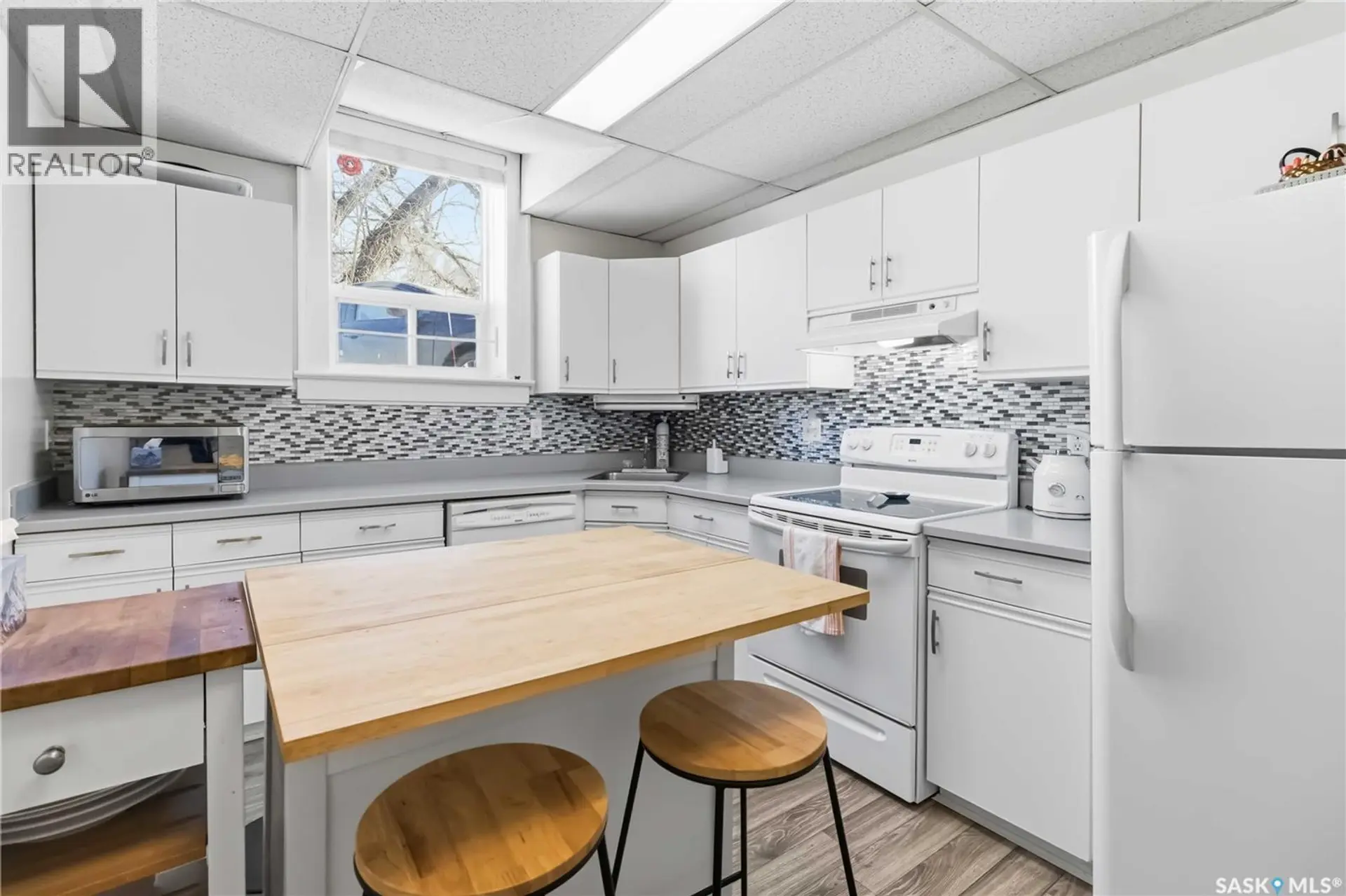 #103 609 King STREET - Image 10