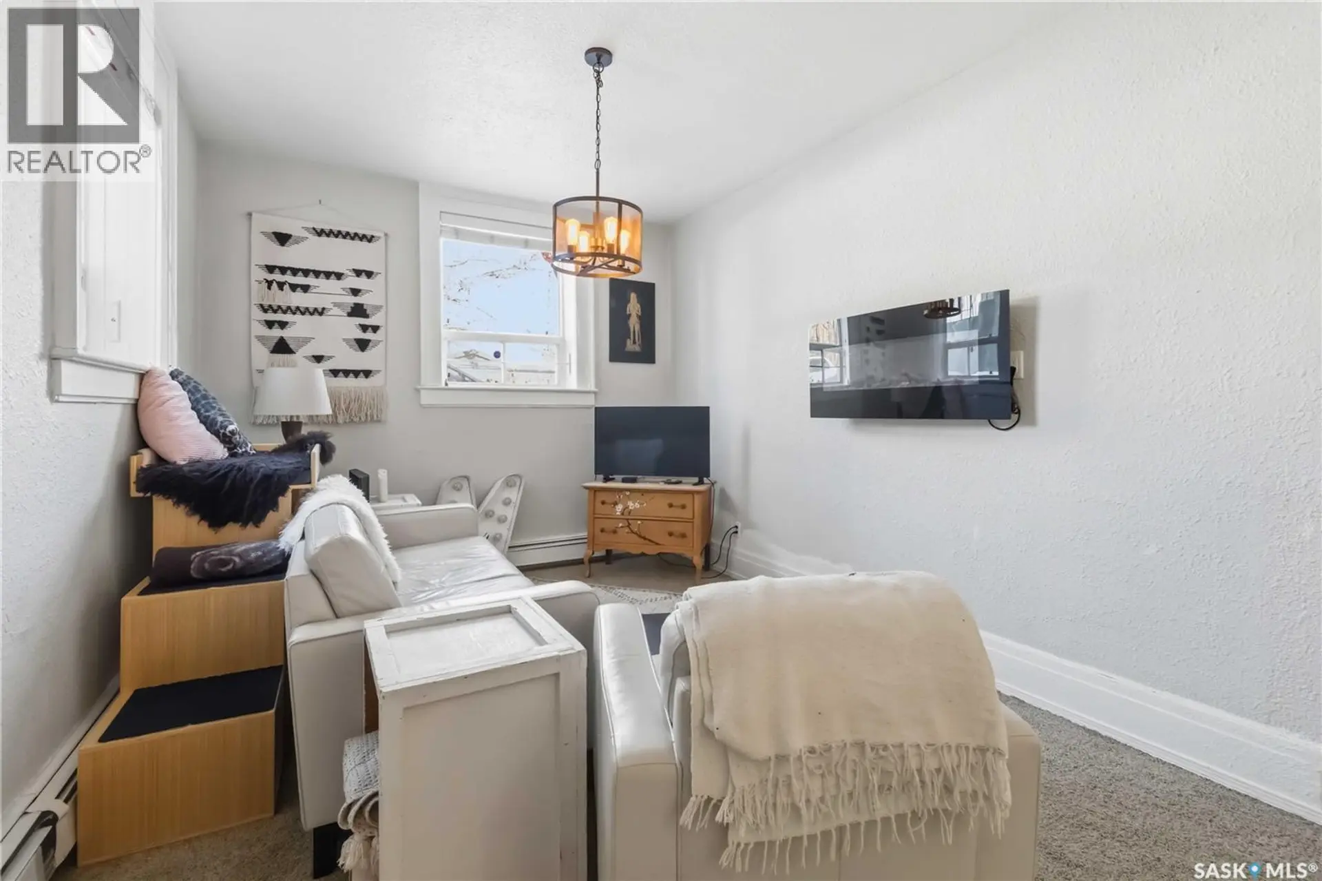 #103 609 King STREET - Image 5