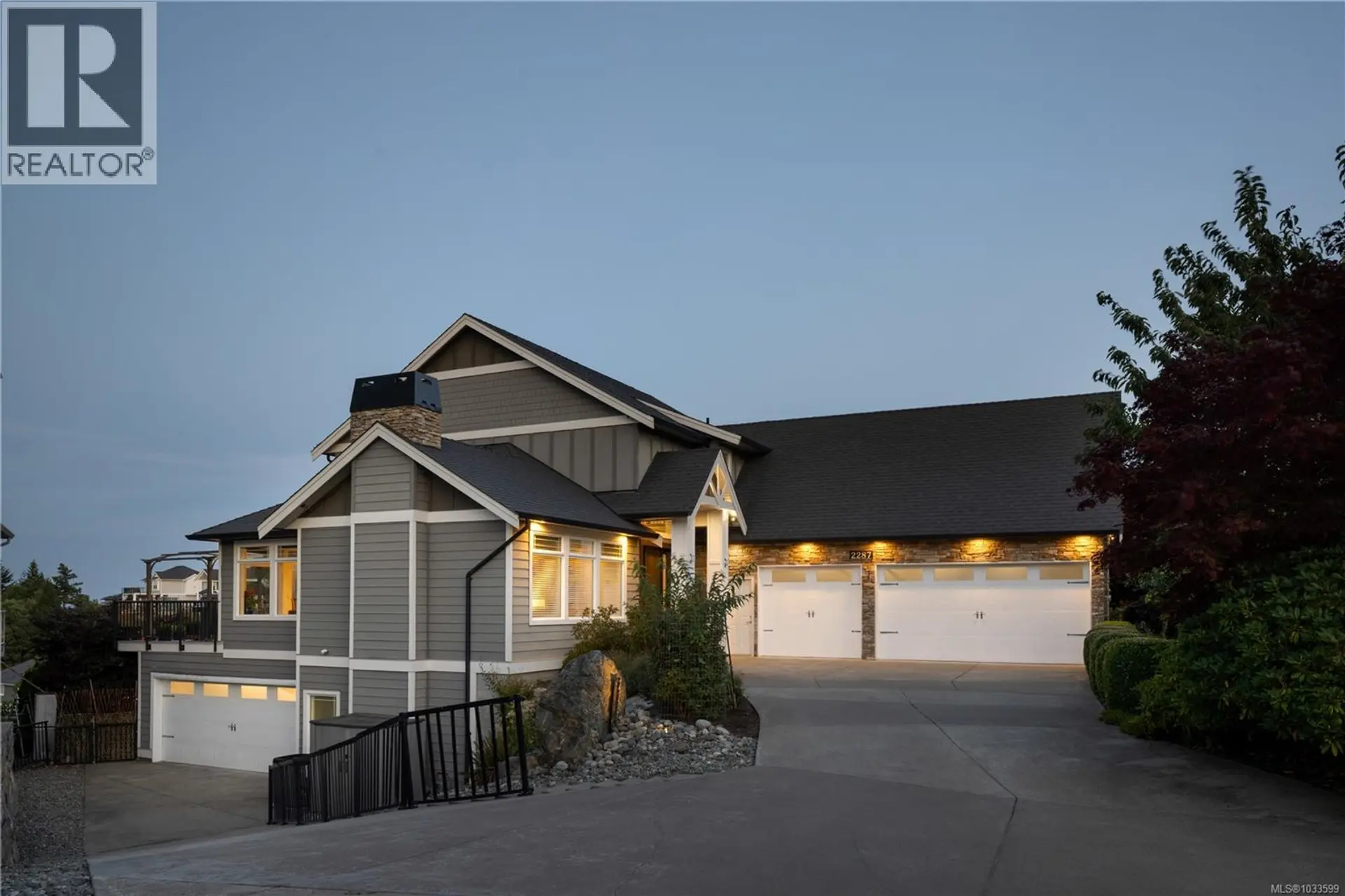 Property at 2287 Nicklaus Dr, Langford, BC
