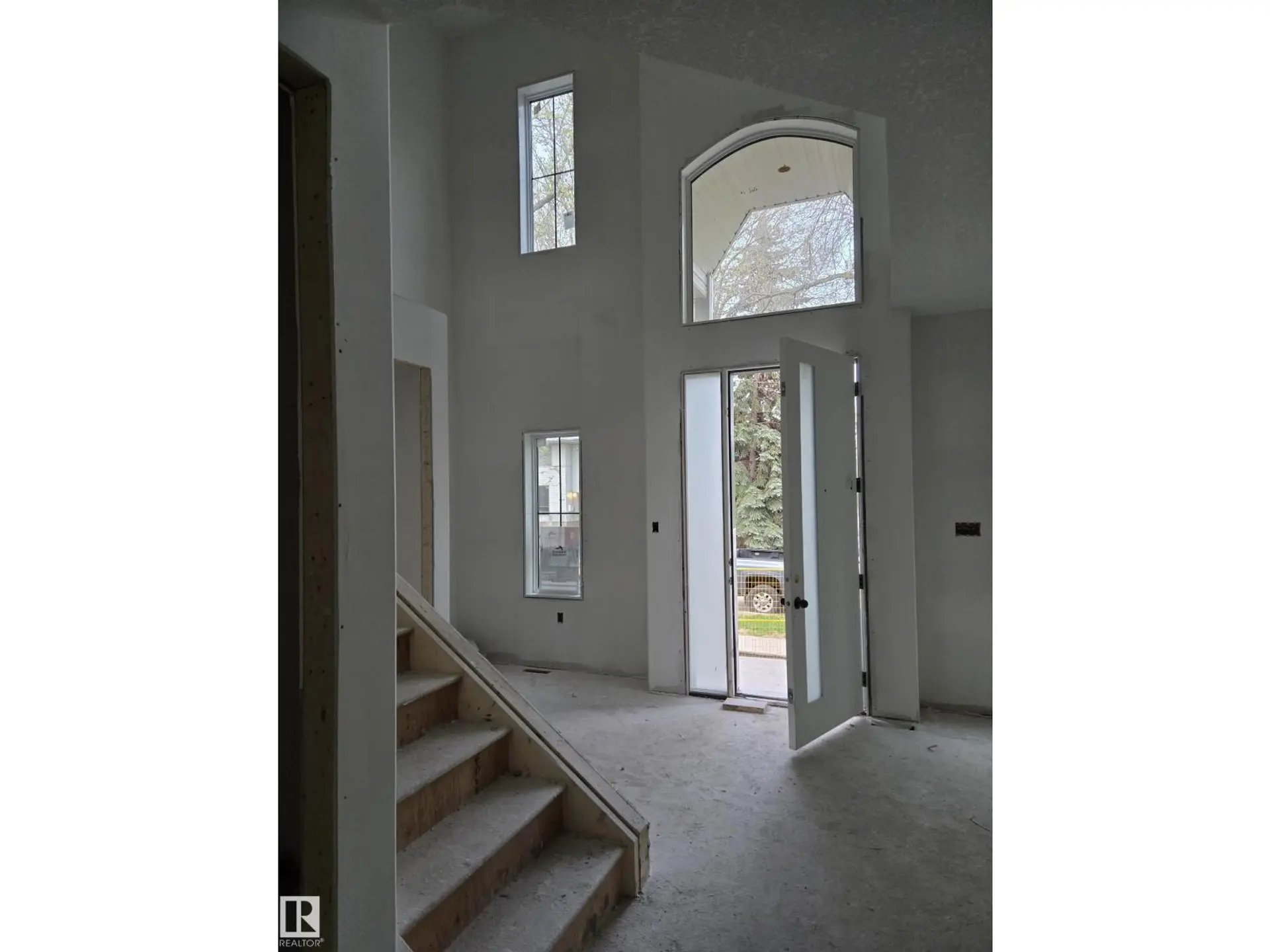 9216 91 ST NW - Image 4