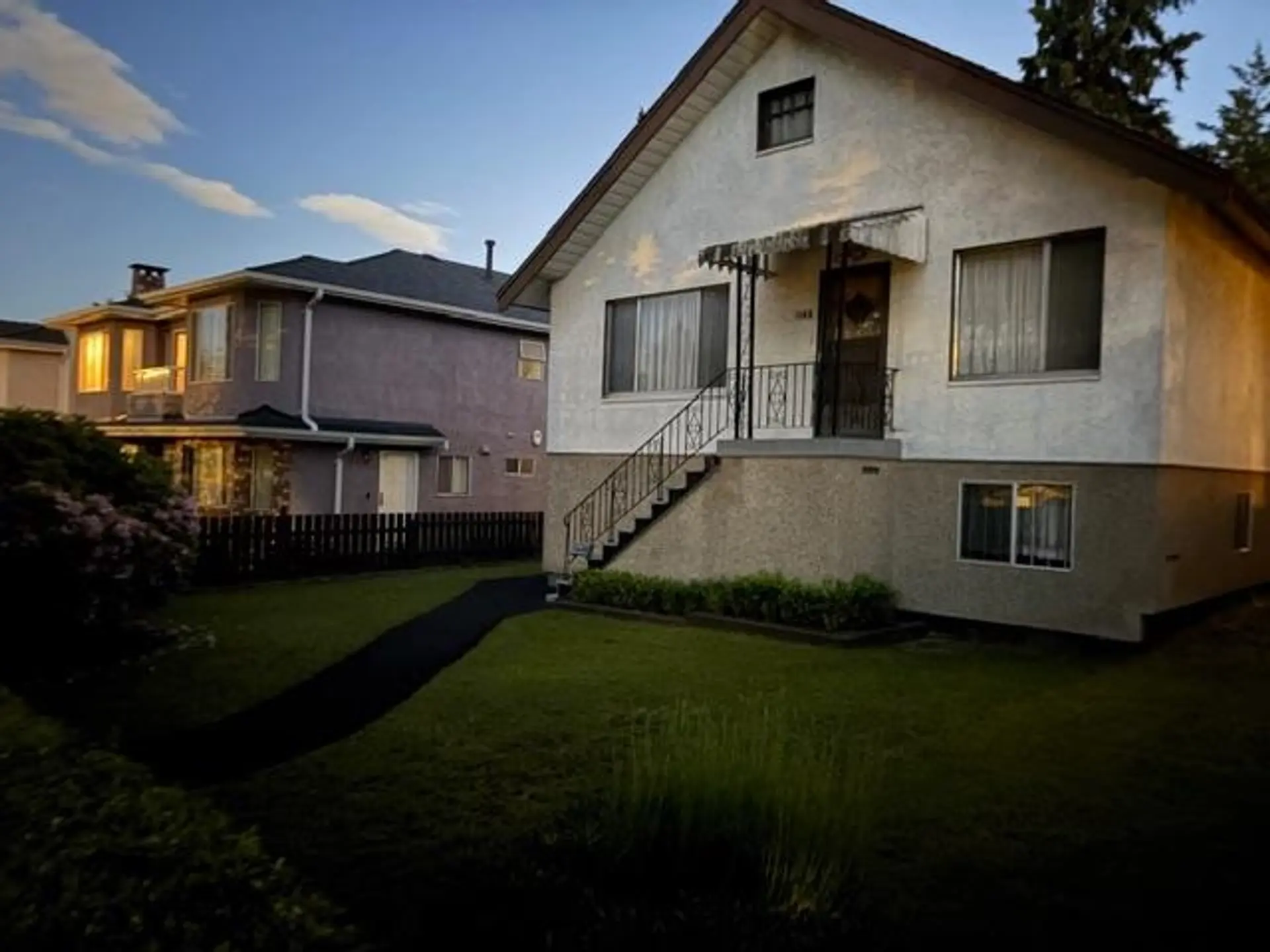 1166 E 16th Avenue - Image 10