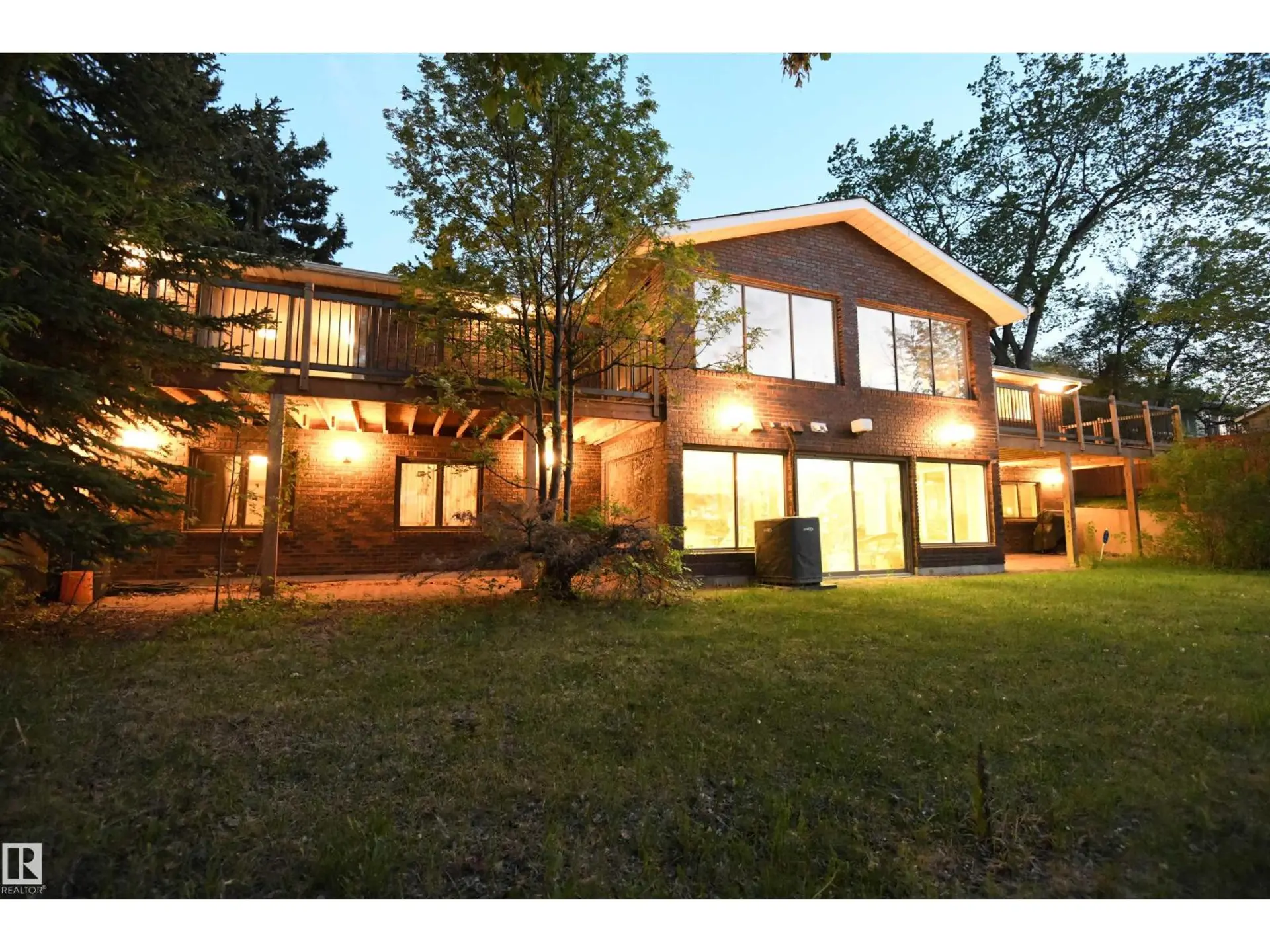 4108 106B AV NW - Image 2