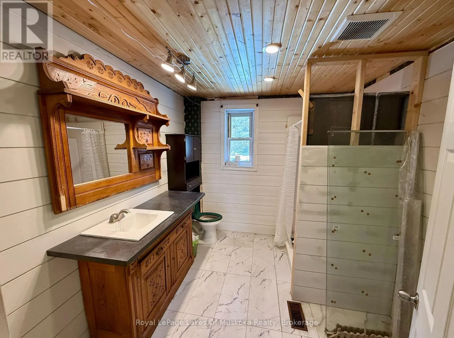1071 NAISMITH ROAD - Image 11