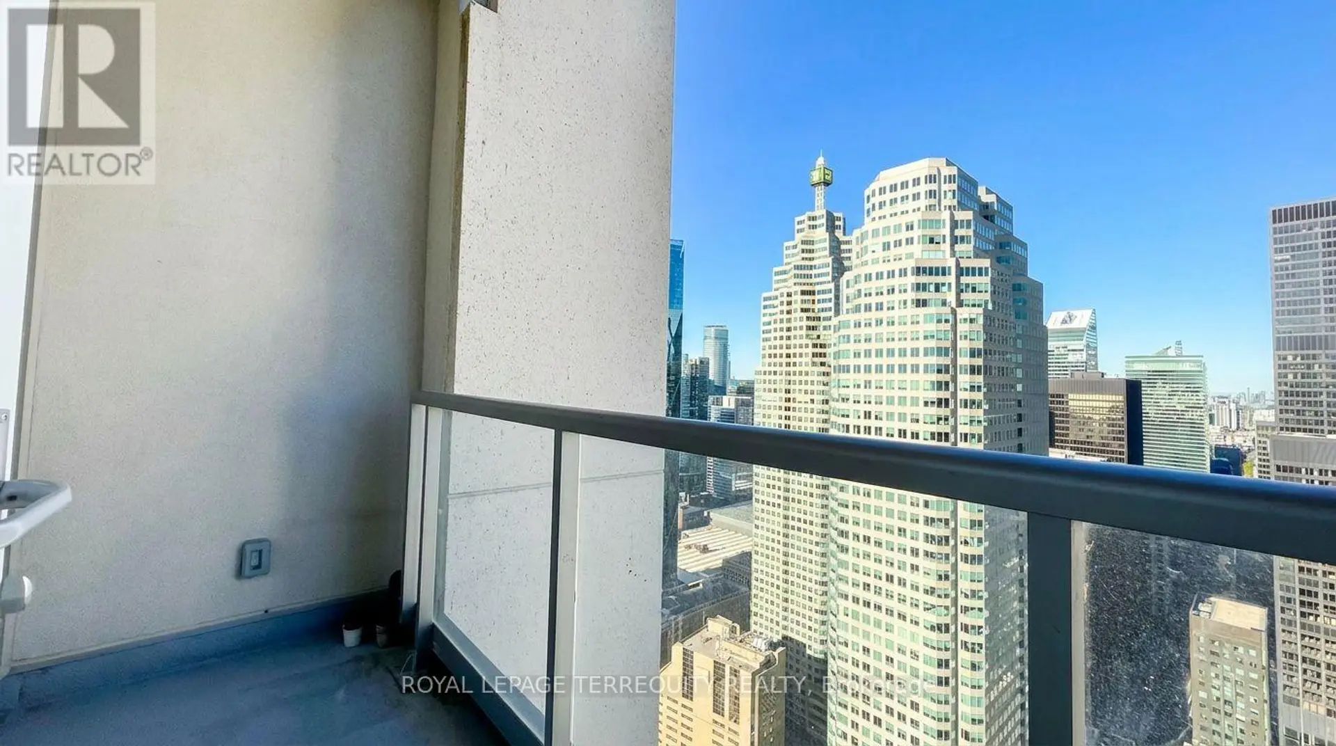 #4707 88 SCOTT STREET - Image 10