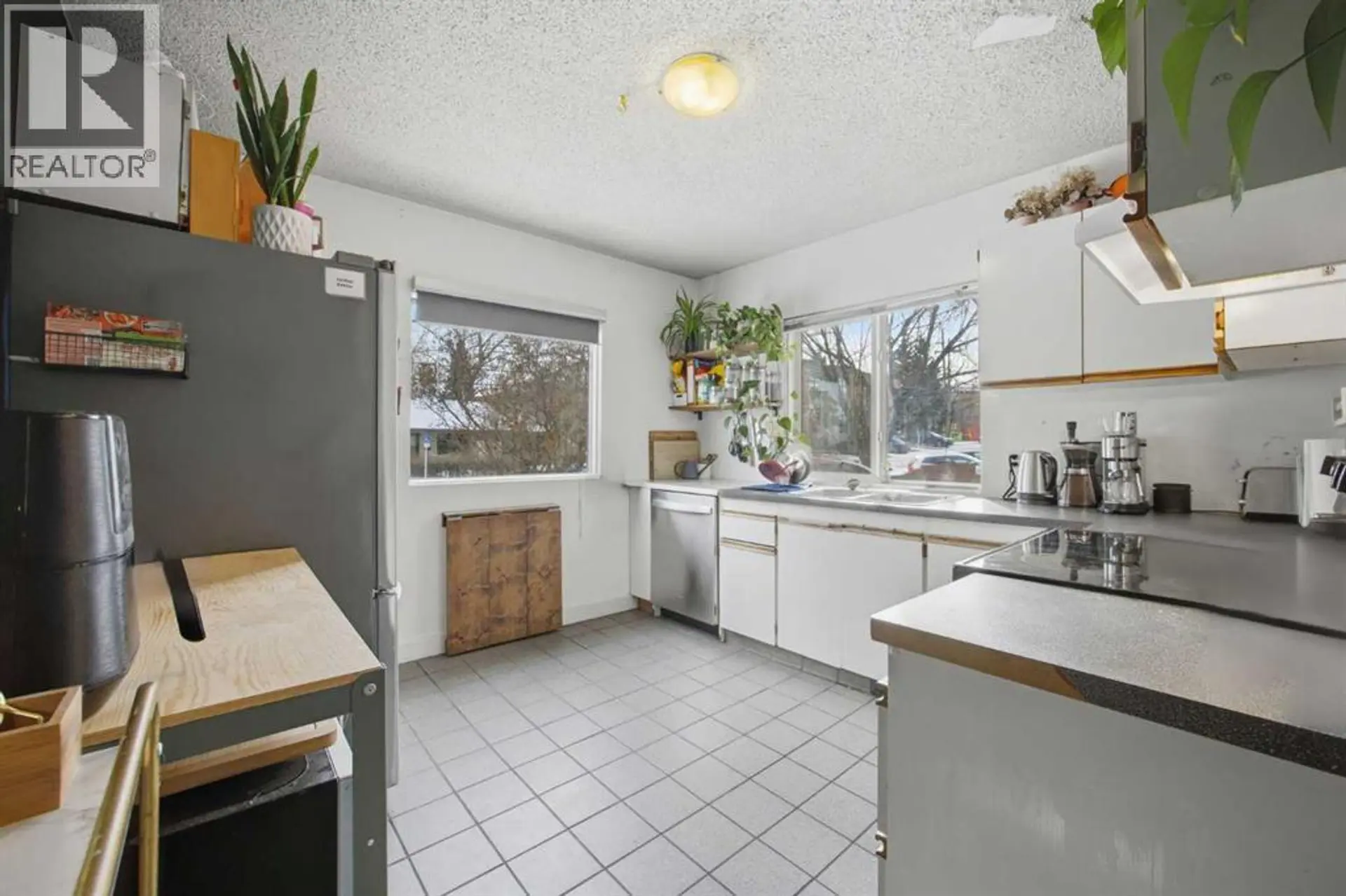 1339 11 Avenue SE - Image 11