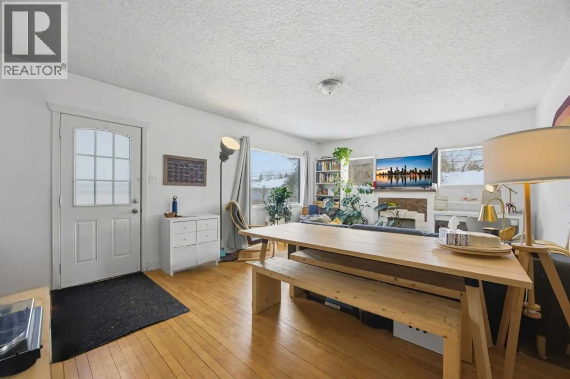 1339 11 Avenue SE - Image 9