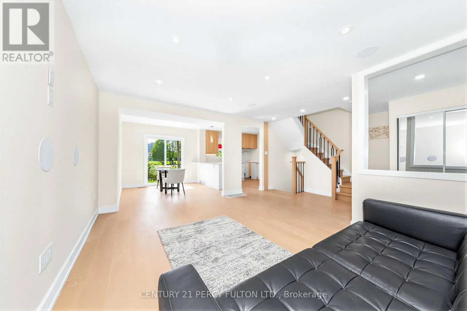 1611 GETA CIRCLE - Image 4
