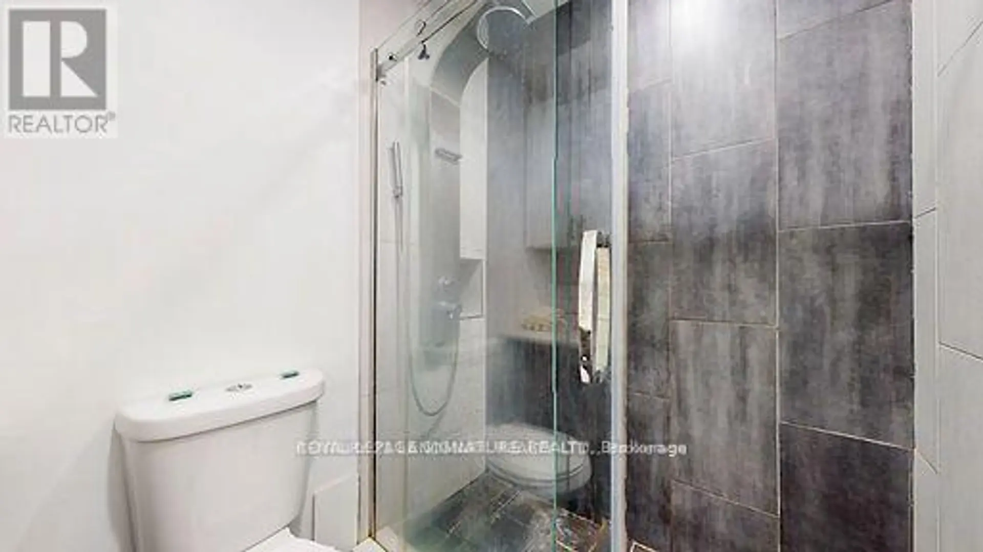 #806 4673 JANE STREET - Image 7