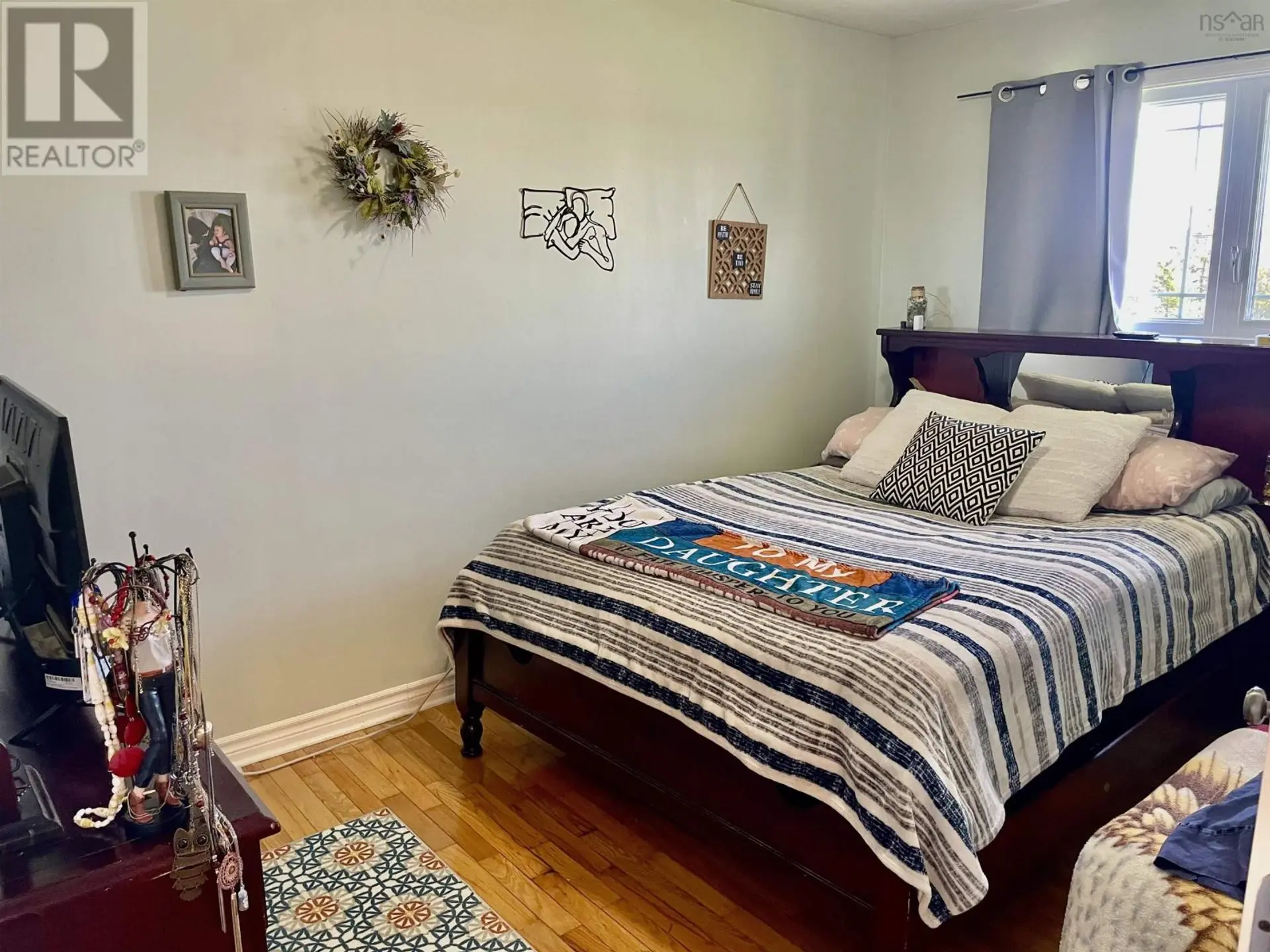 91 Meech Avenue - Image 13