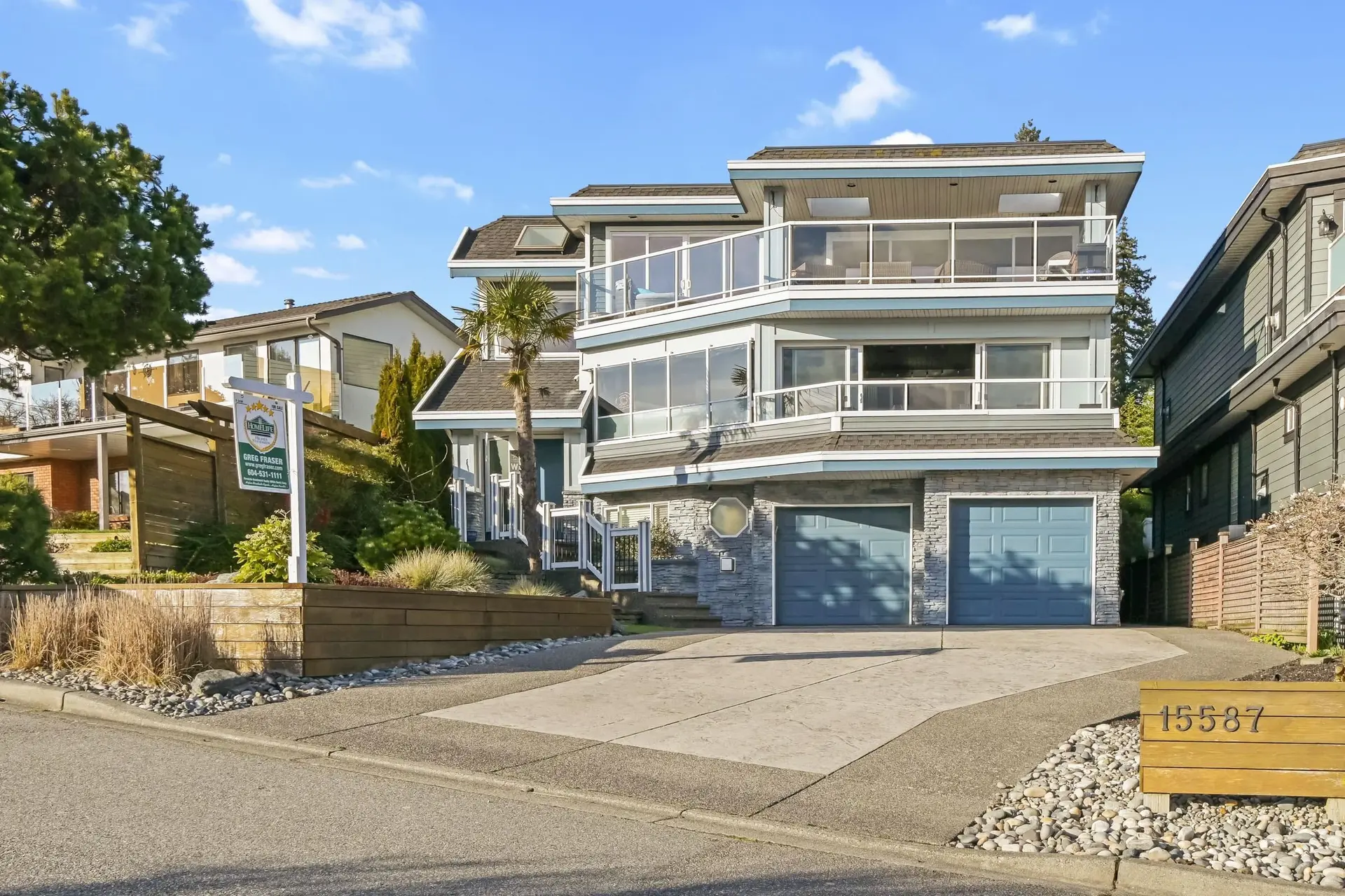 Property at 15587 Semiahmoo Avenue, White Rock, BC