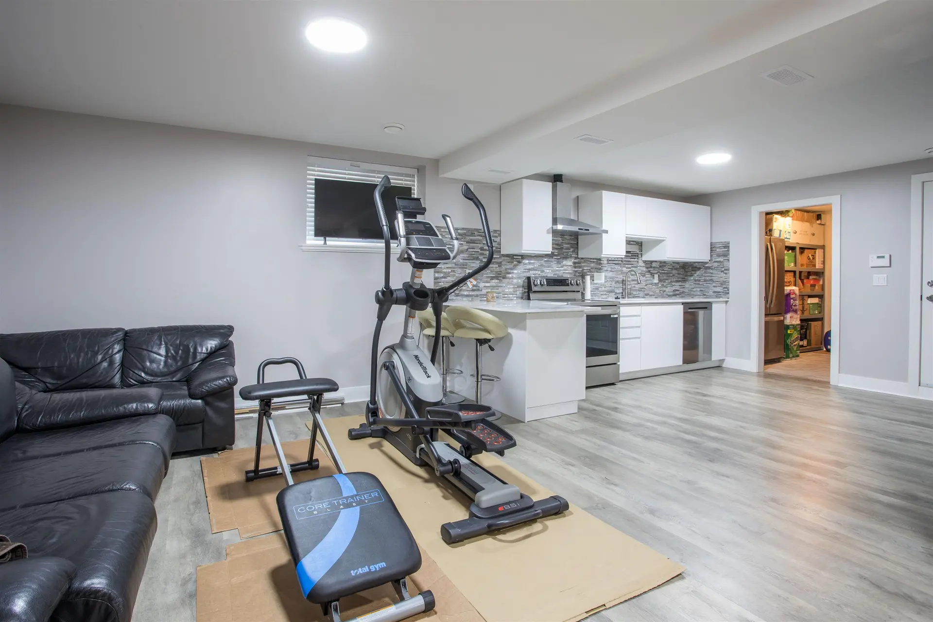 7015 195 Street - Image 18