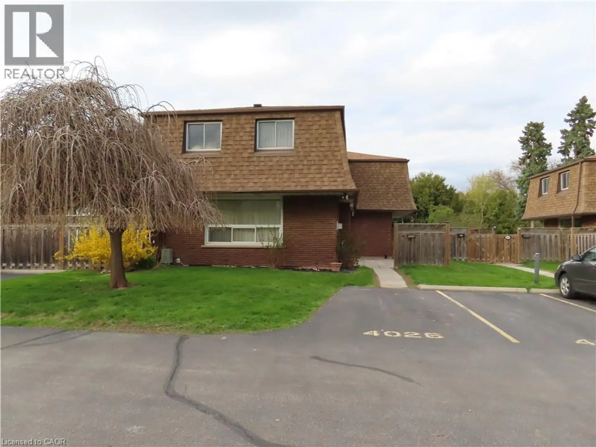 #12 4026 LONGMOOR Drive - Image 1