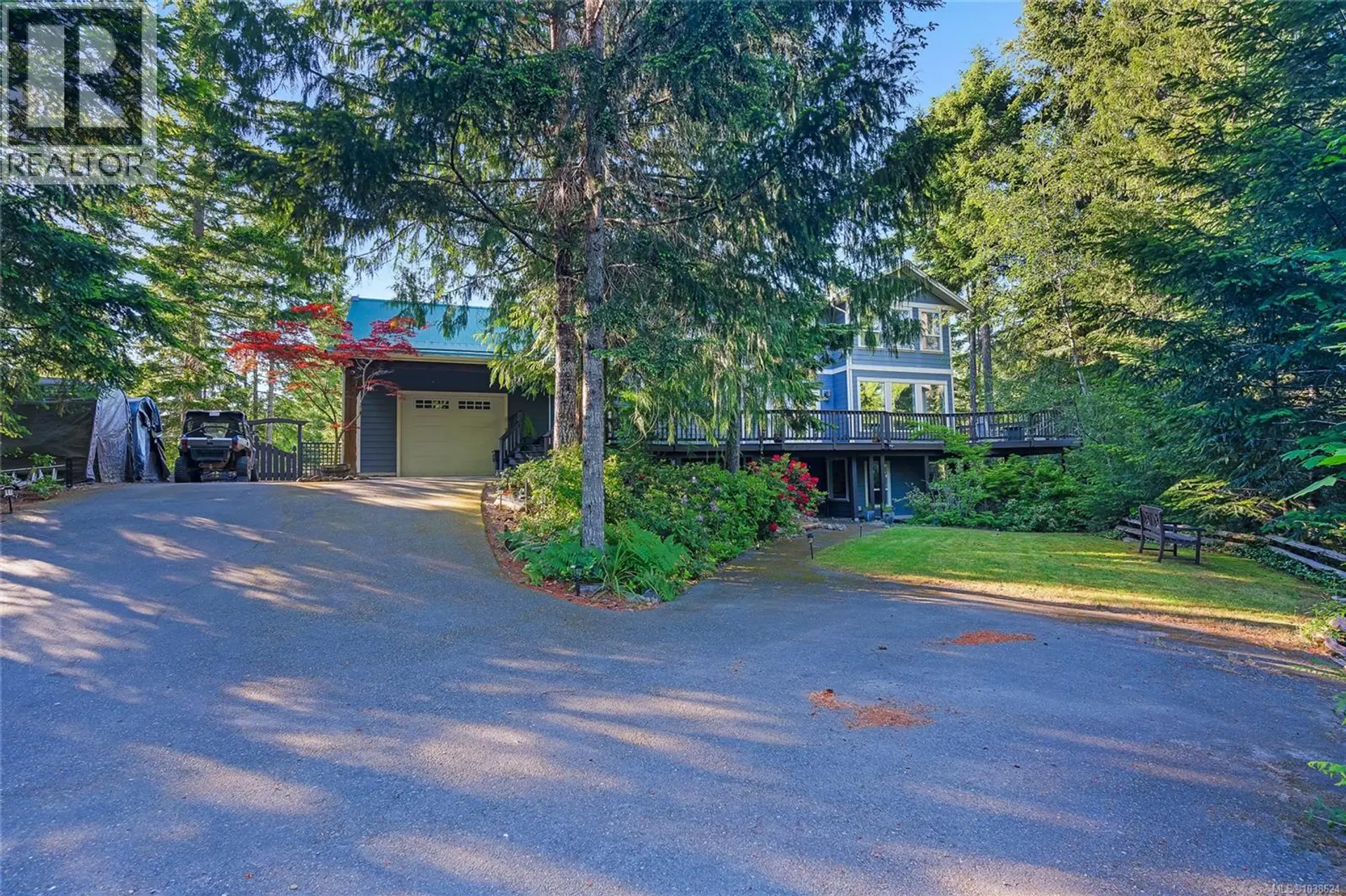 Property at 1571 Meadowood Way, Qualicum Beach, BC