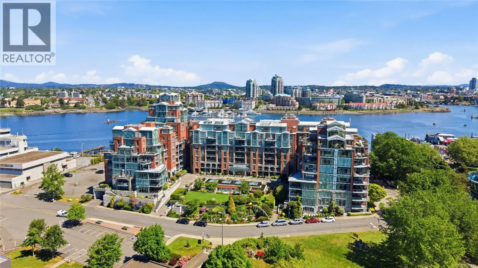 Property at #414 21 Dallas Rd, Victoria, BC