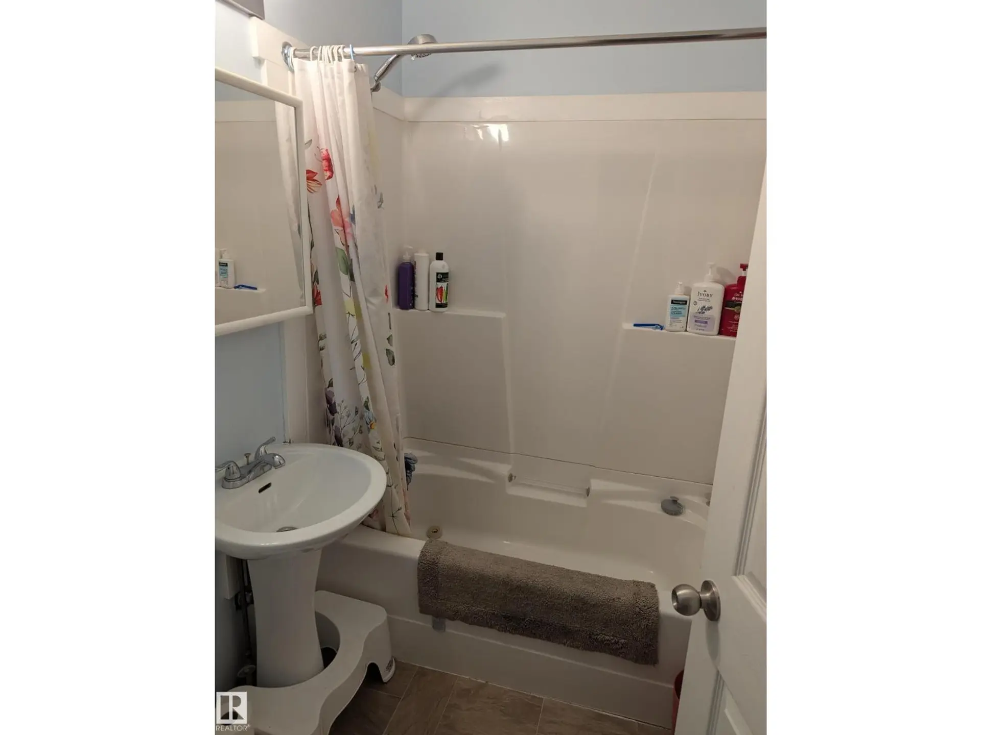 10650 76 AV NW - Image 11