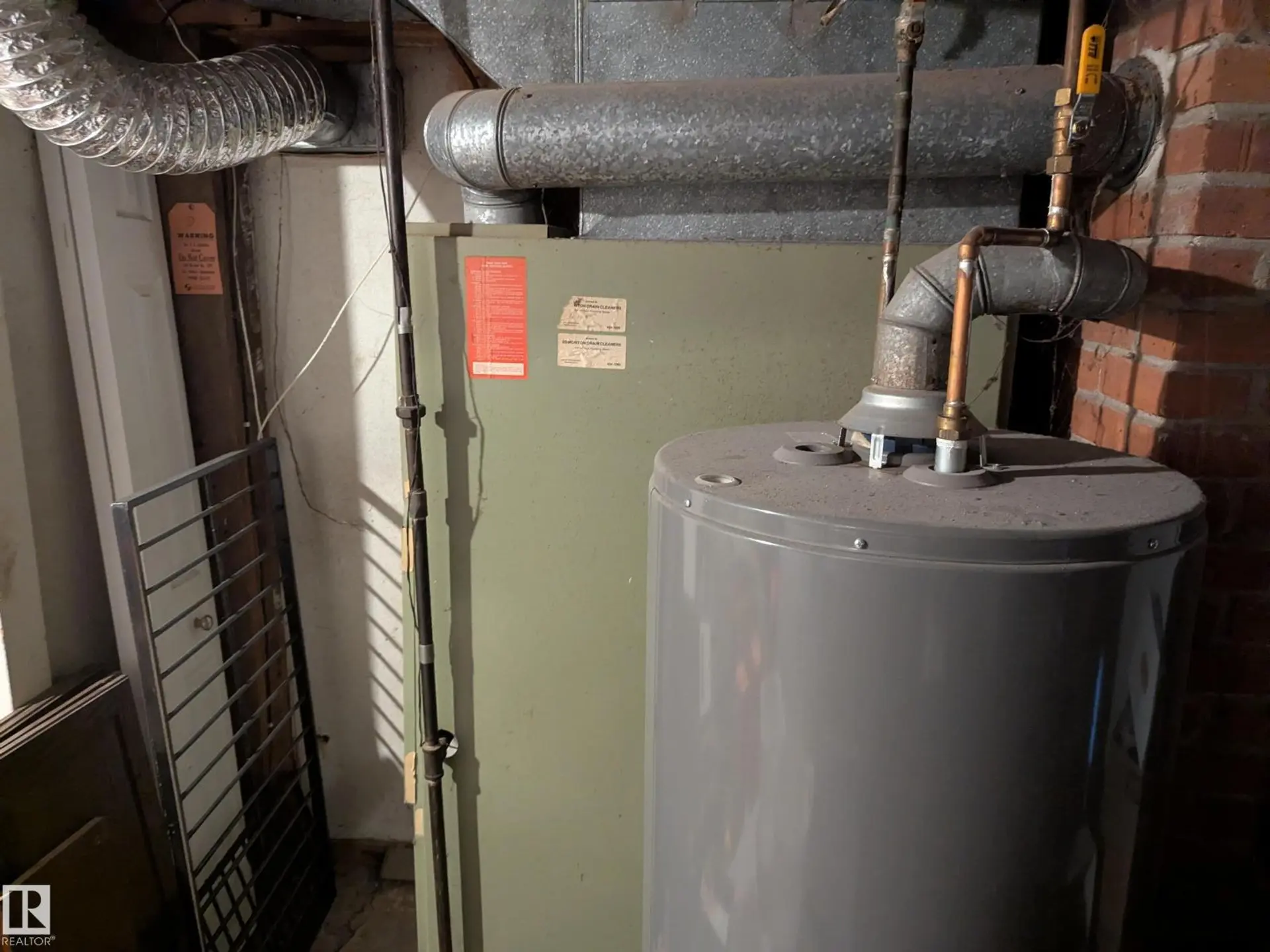 10650 76 AV NW - Image 13
