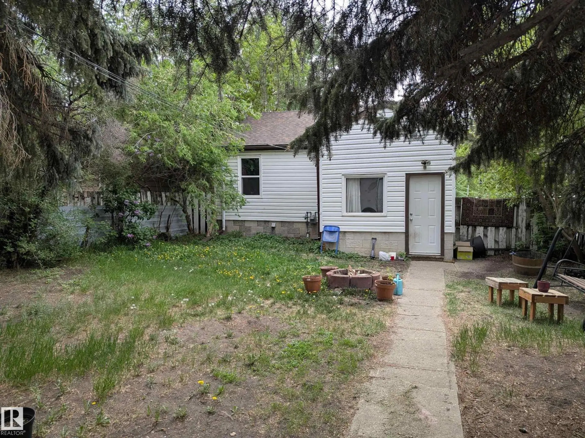 10650 76 AV NW - Image 2
