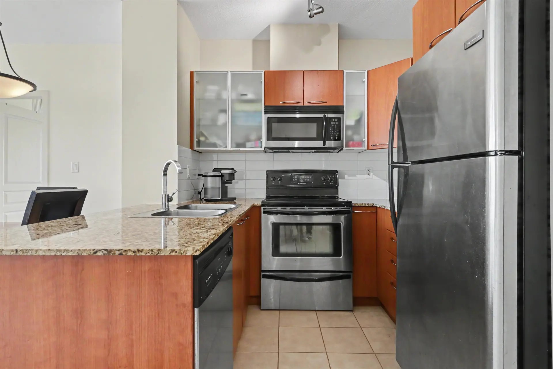 #1307 4028 Knight Street - Image 9